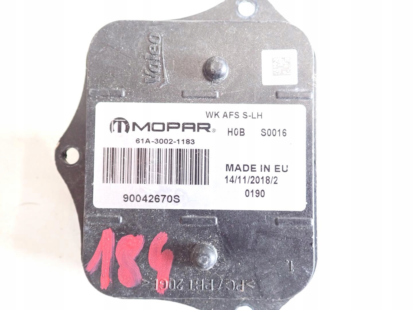 control unit module lights JEEP 90042670