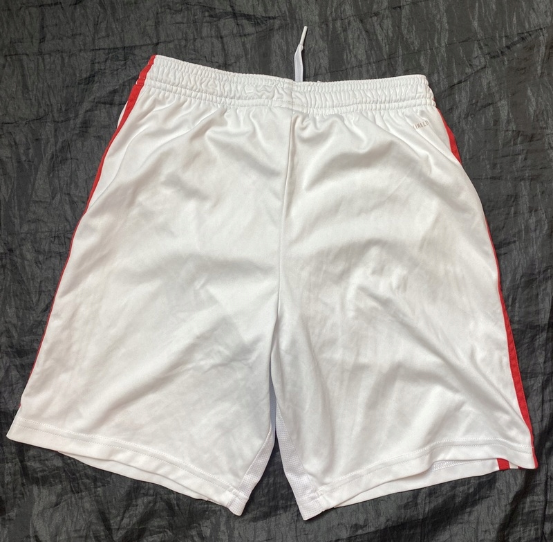 ARSENAL LONDON ADIDAS 152 cm 11-12 lat SPODENKI Rodzaj spodenki