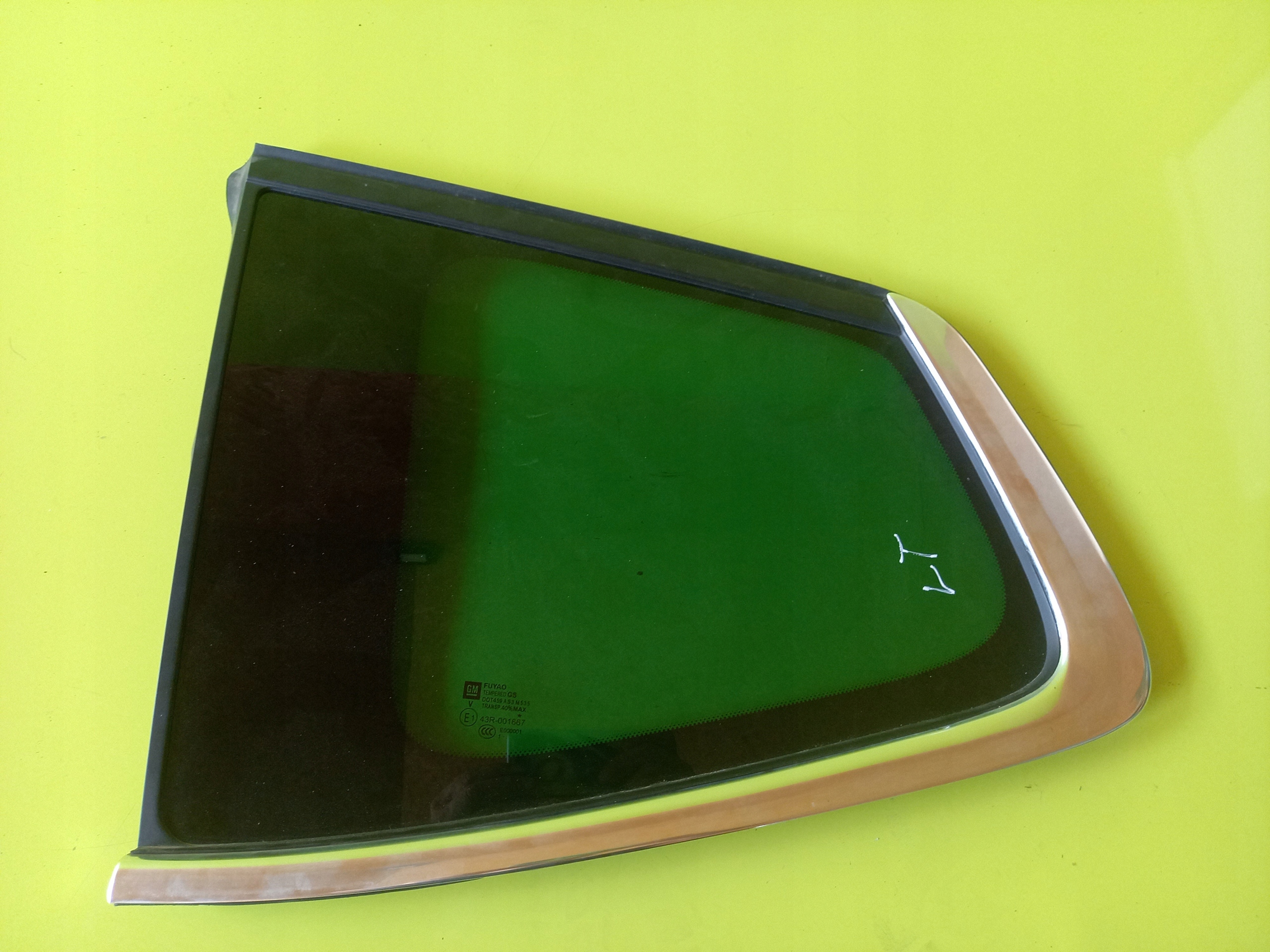 SZYBA KAROSERYJNA LEWY TYŁ LT OPEL ZAFIRA C 12R