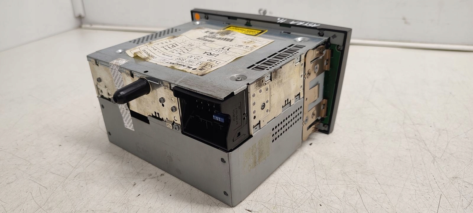 Radio display Opel Astra H HB 1,4 16V