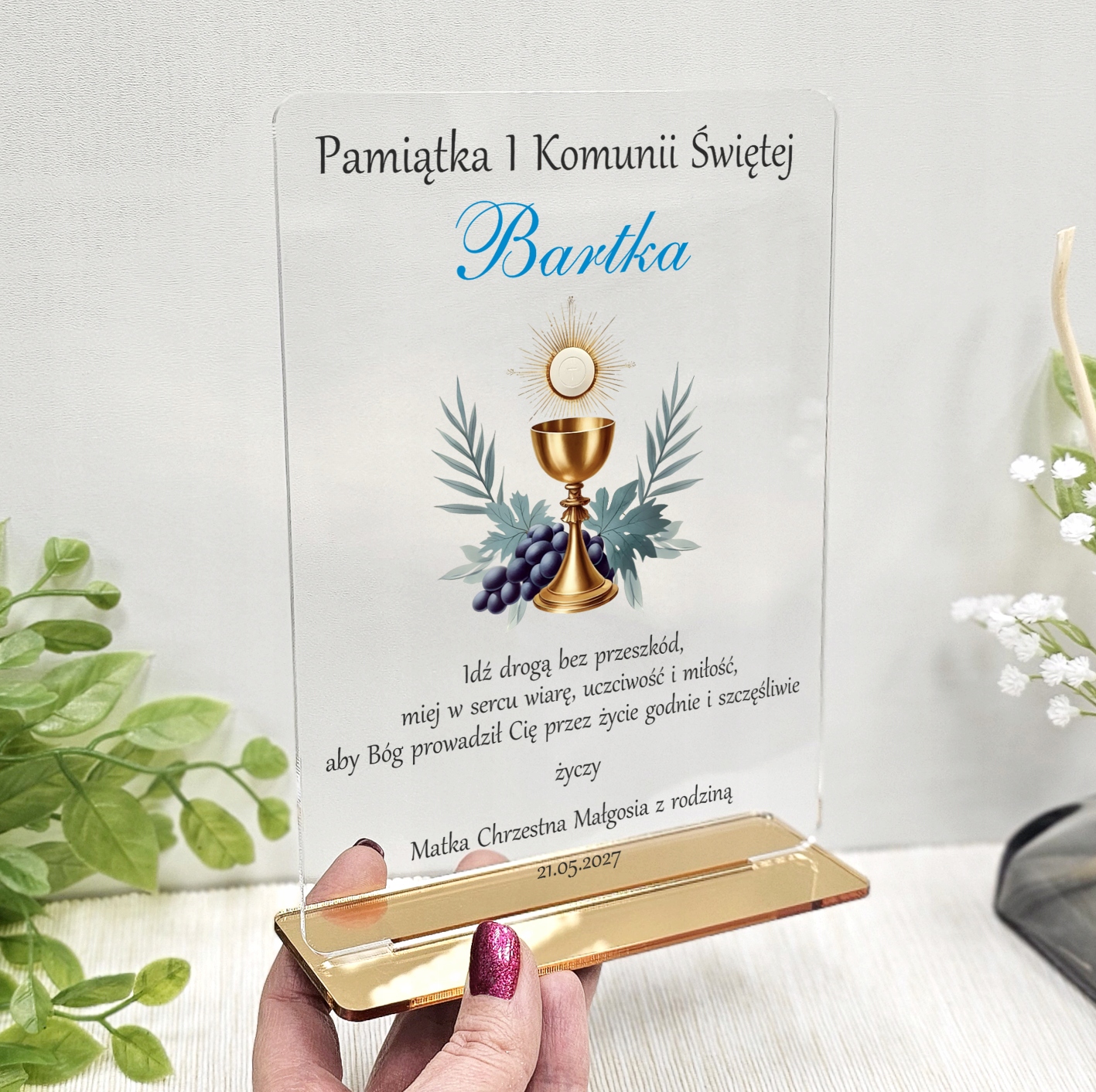 Společenský suvenýr dárek pro kluka k svatému přijímání s přáním Krabička