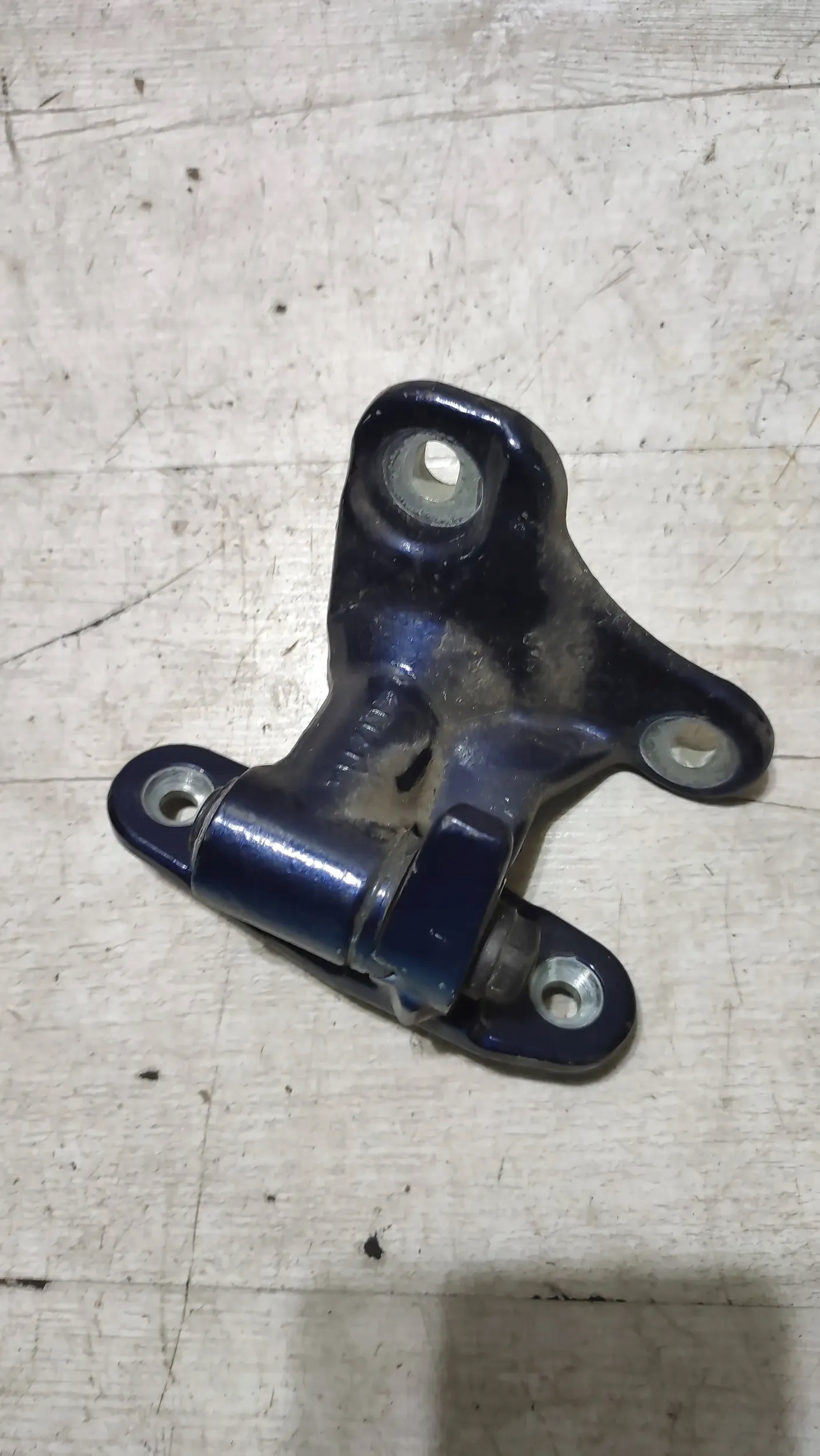 Mercedes-Benz A-classa W176 17r. 1.5cdi rear part side left hinge door