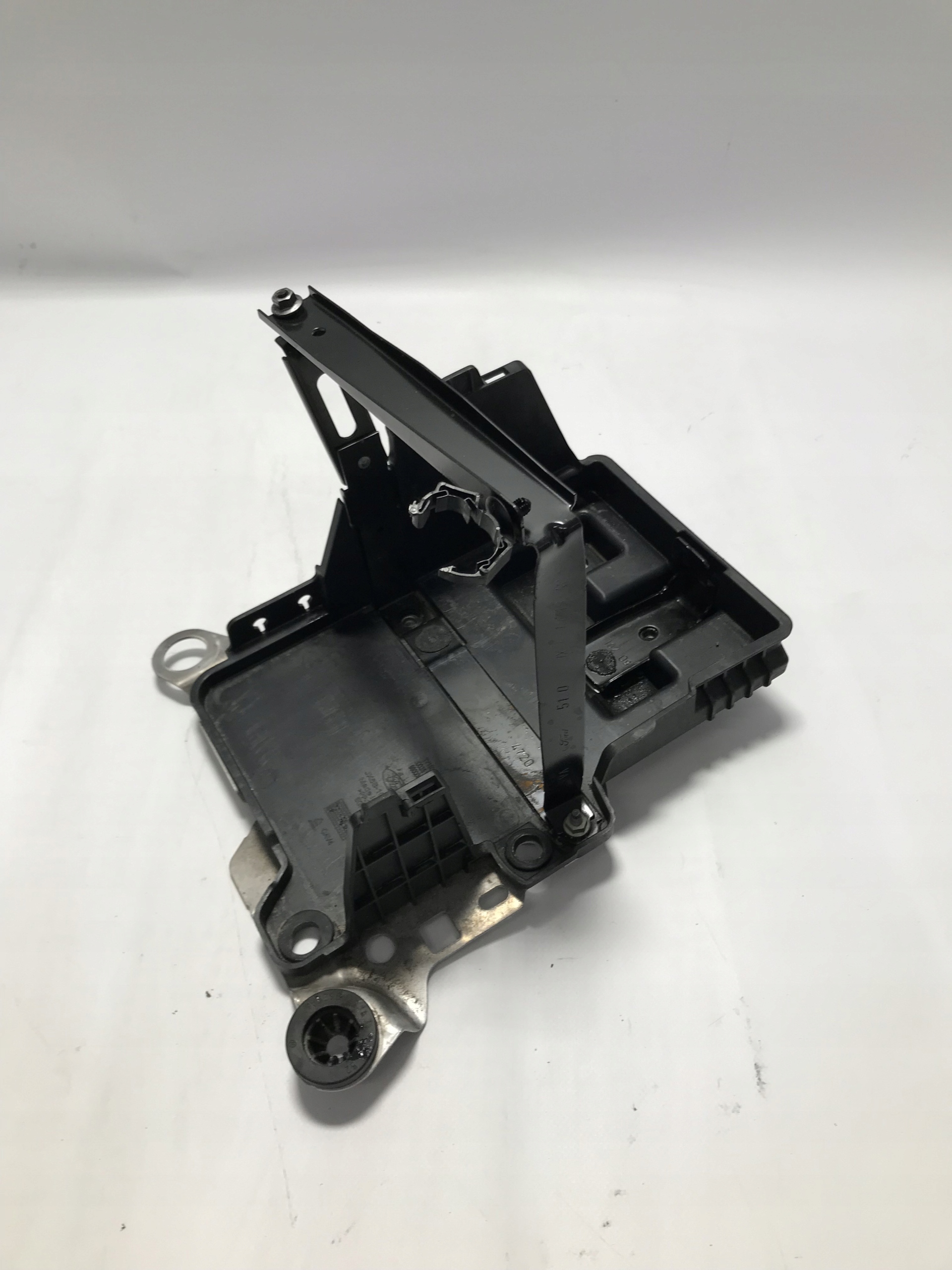 JX6B-10723-AB - АККУМУЛЯТОР FORD FOCUS IV MK4 18 - 1.5 TDCI