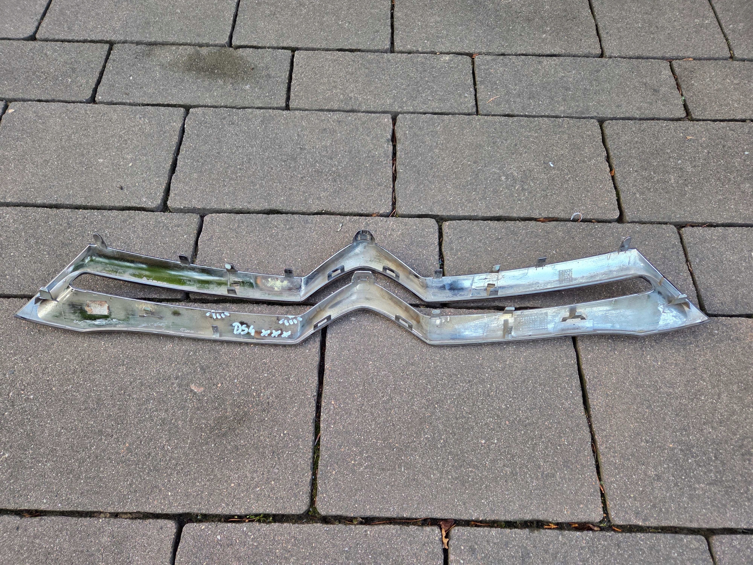 CITROEN DS4 хром решетка бампера переднего 9688184677 11-2015