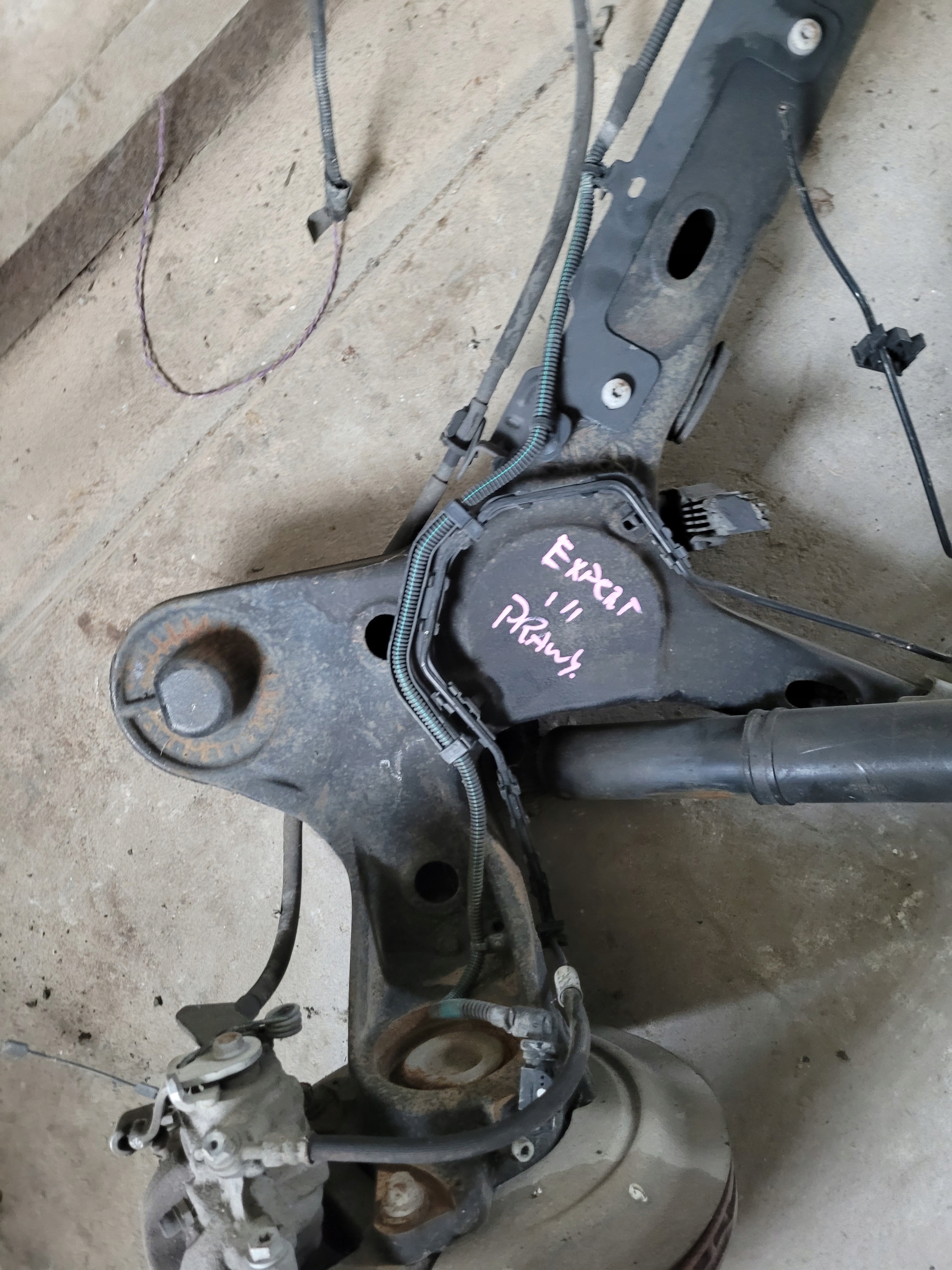 axis rear rear part right PEUGEOT EXPERT III JUMPY SCUDO VIVARO C