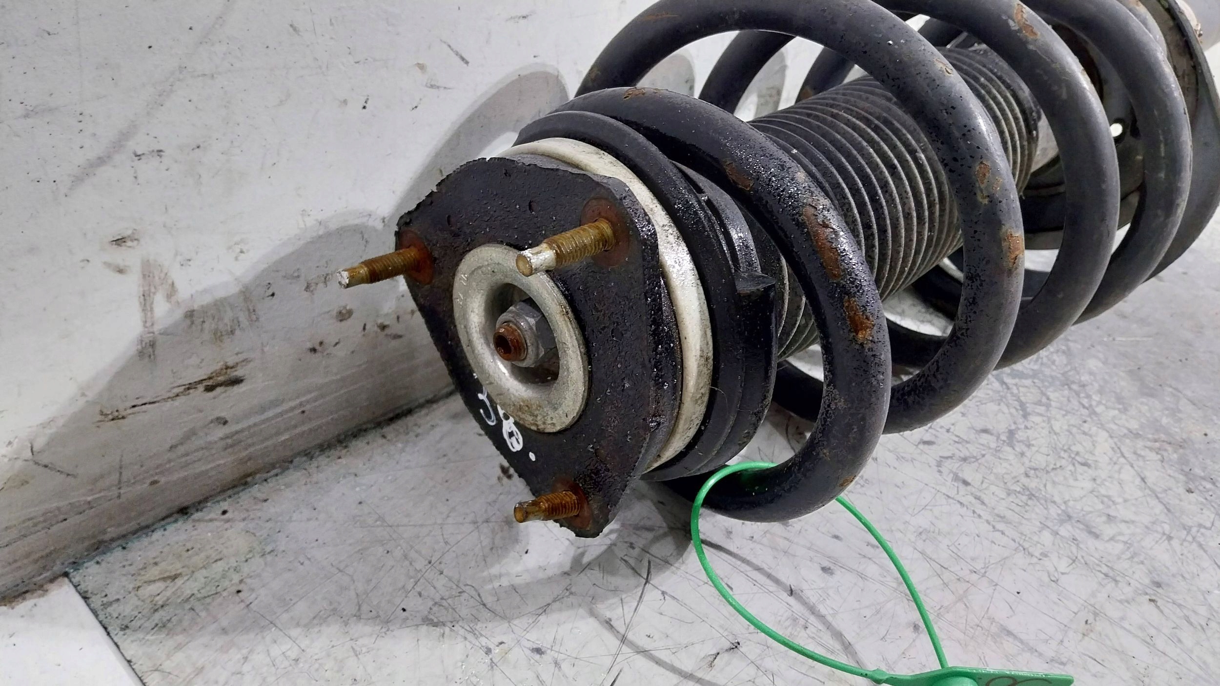 shock absorber right front BK31-18045-HC FORD TRANSIT MK8 2.2