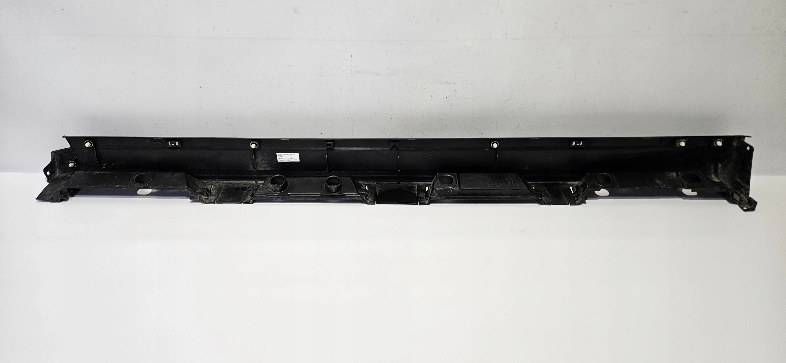 moulding threshold threshold right LEXUS LBX 23- original 75850-52110