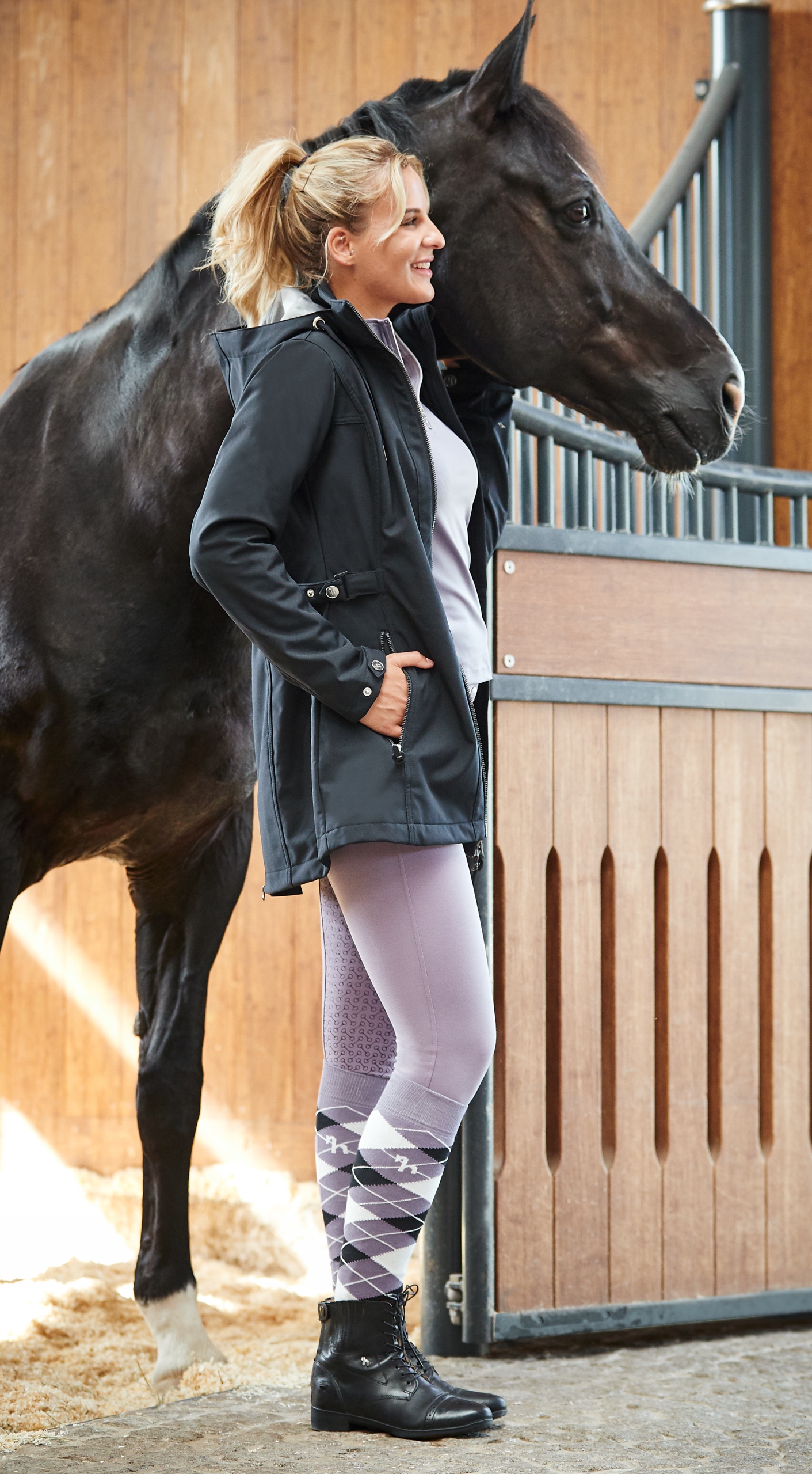 HORZE kurtka długa Softshell FREYA black 24H [R: 38]