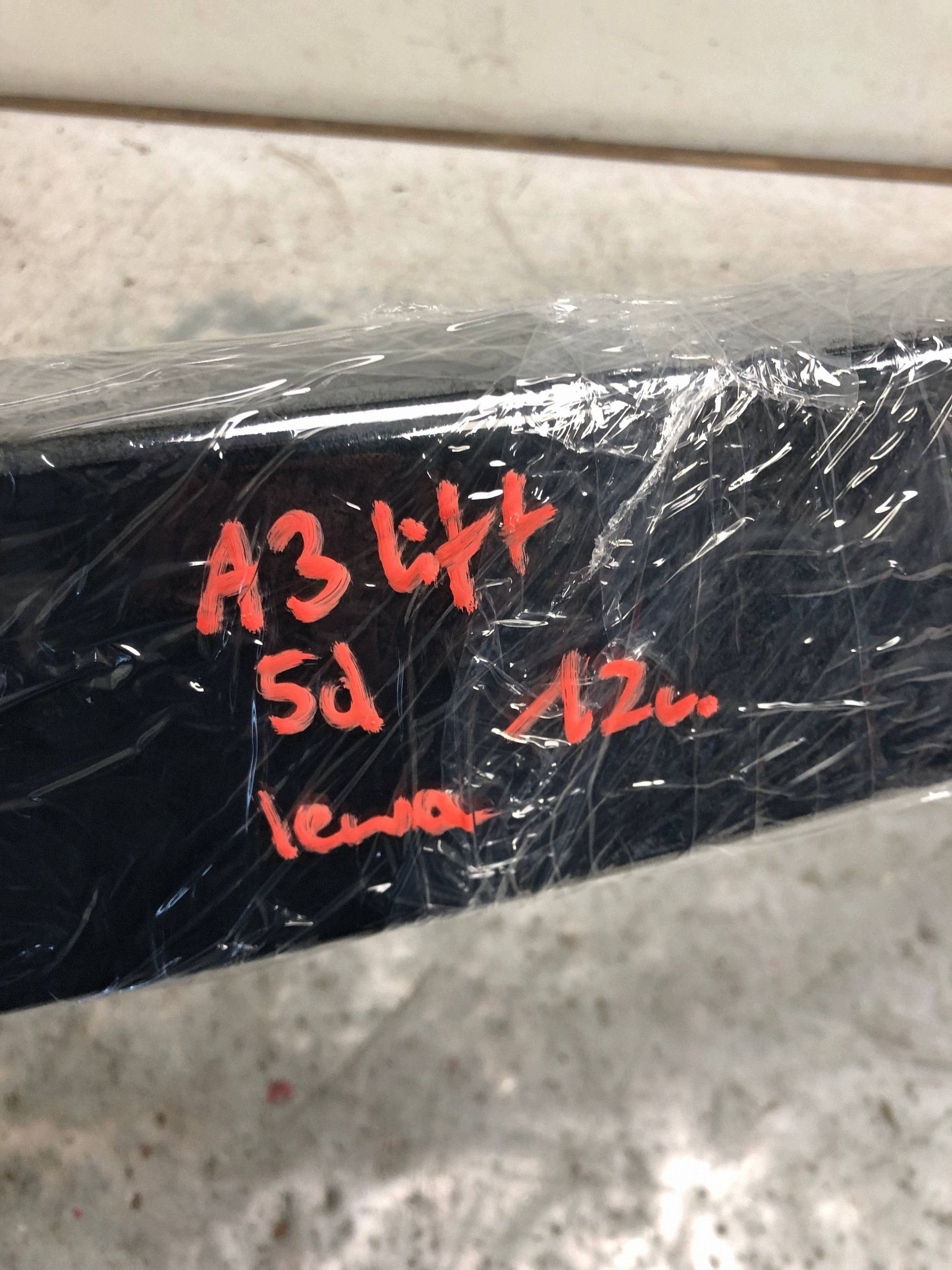 moulding pillar trim left AUDI A3 8P 5d LIFT 8P4853289A