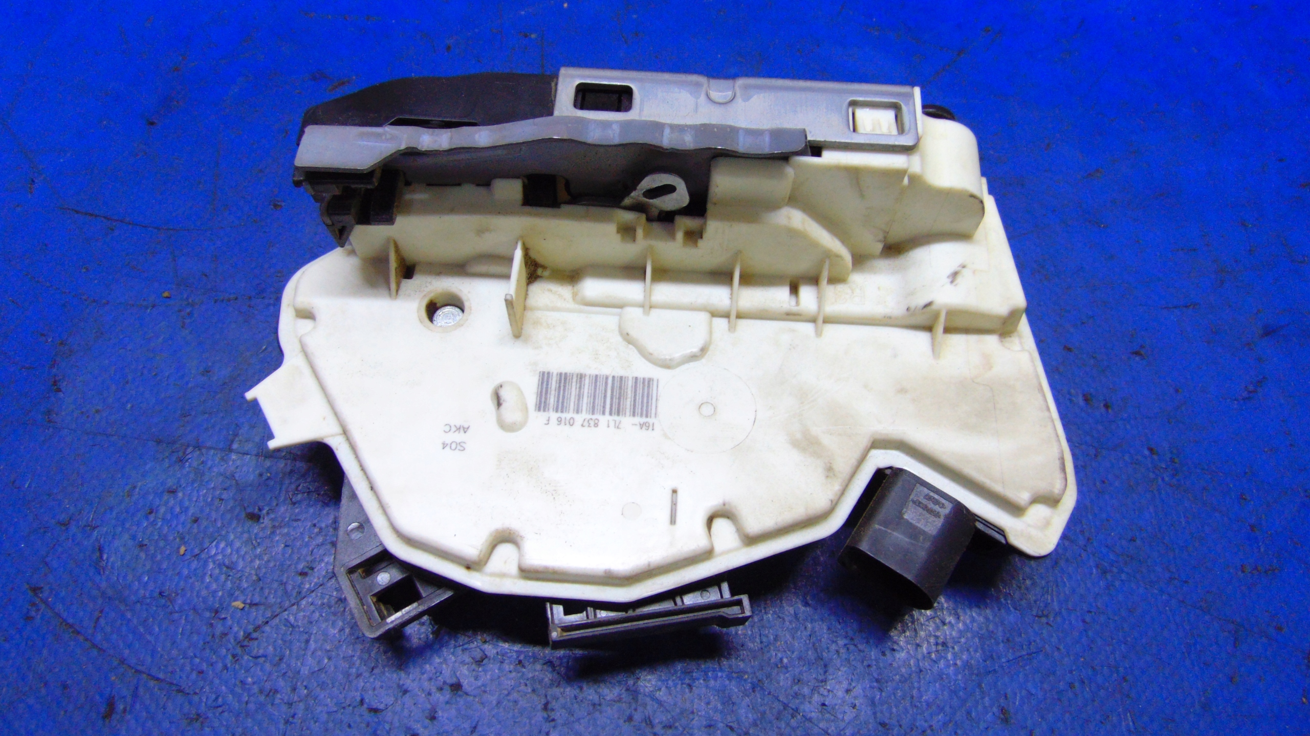lock door right front VOLKSWAGEN T6 15-21 ROK