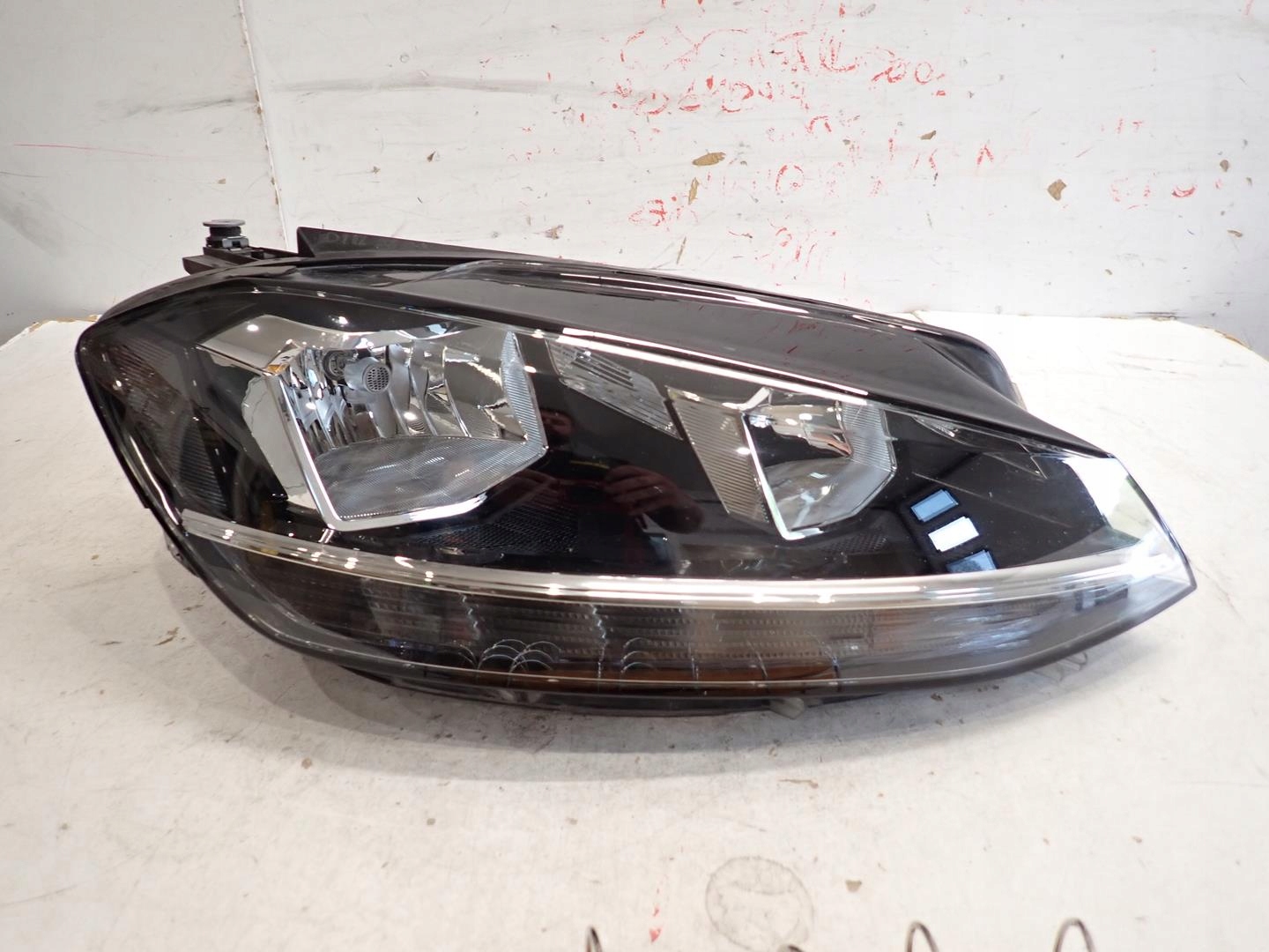 light front front right VW GOLF VII LIFT 2017- LED 5G1941006D