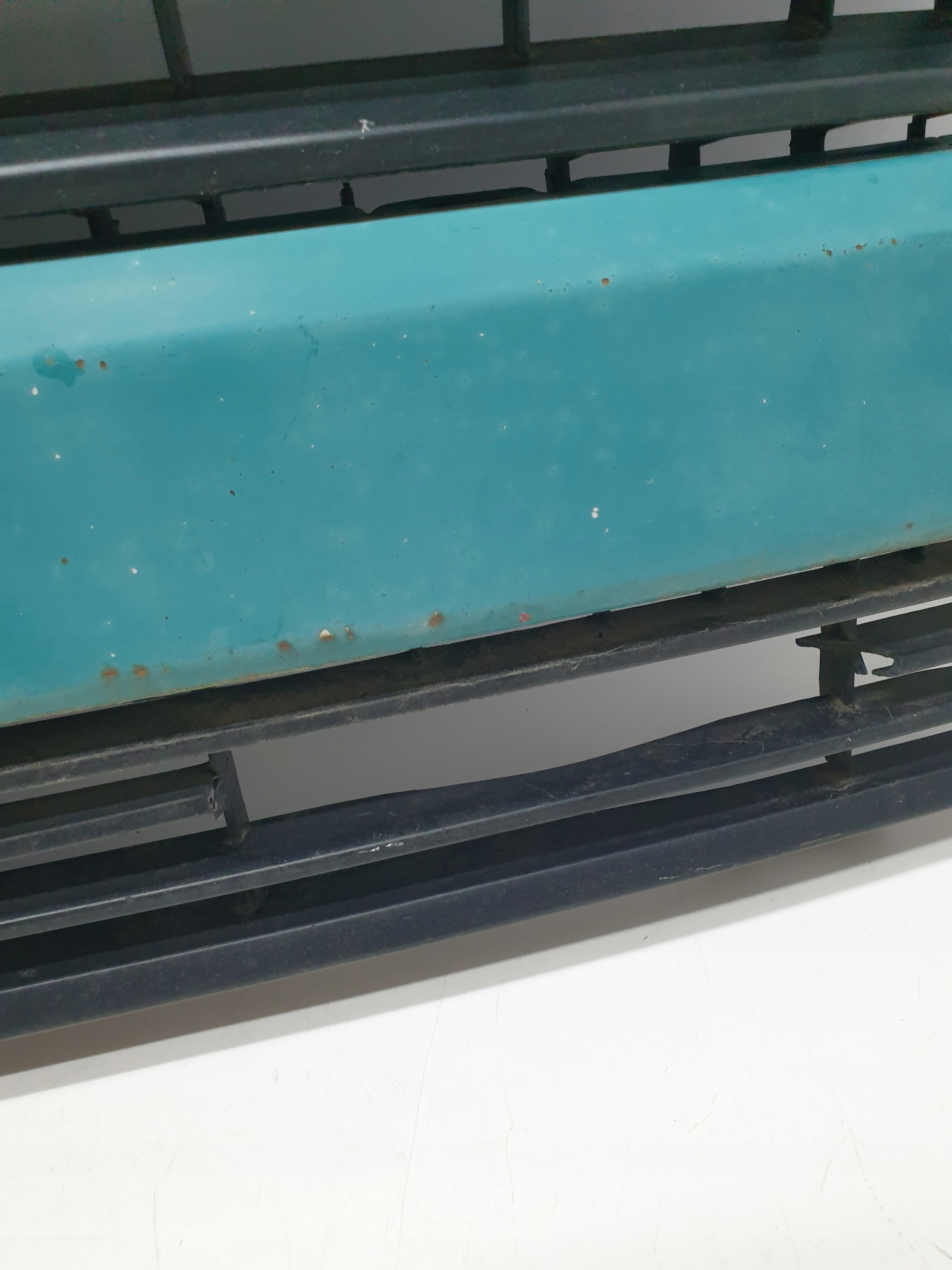 решетка радиатора vw T4 701853653C