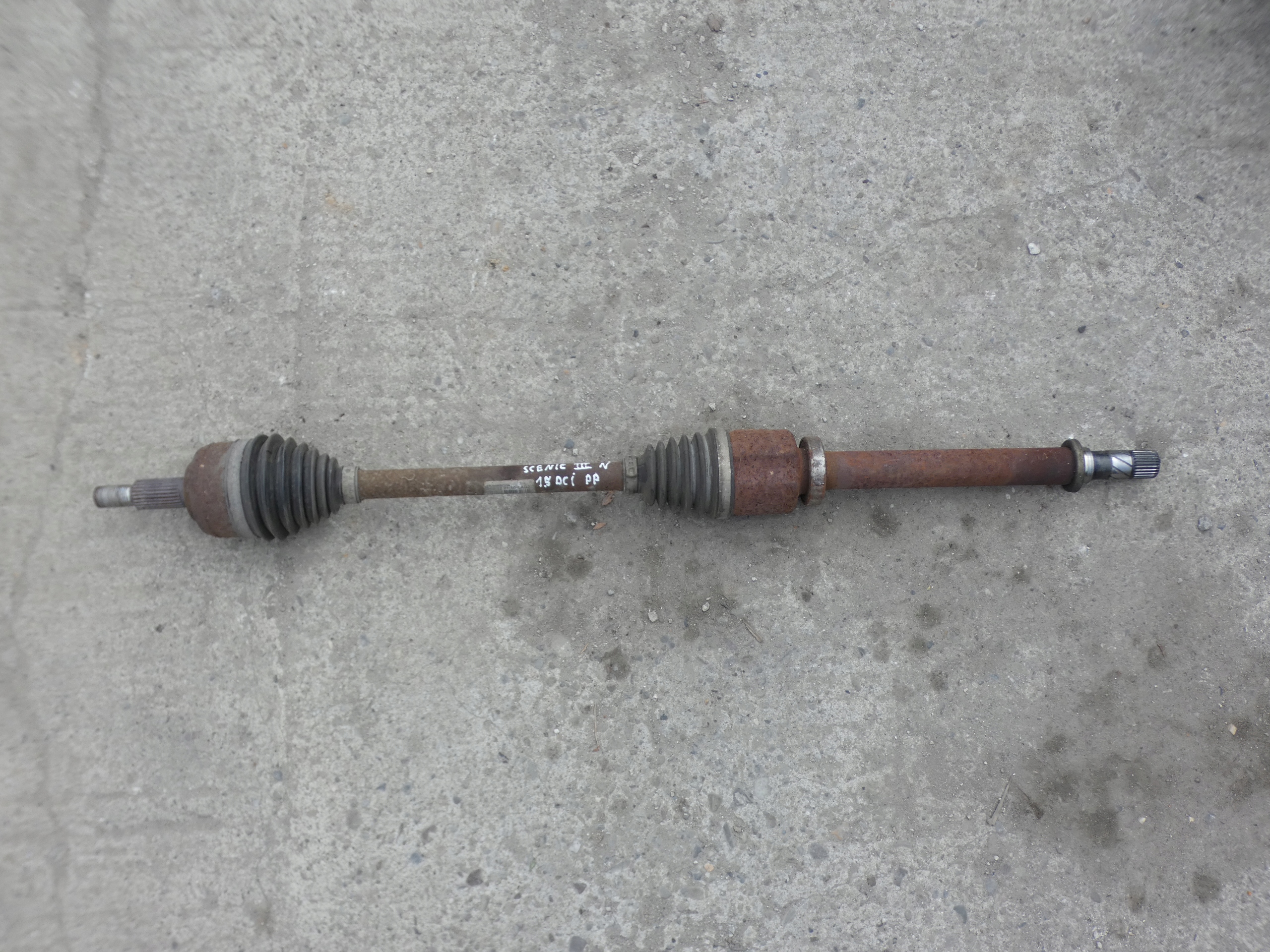 semi-axis right RENAULT MEGANE III SCENIC 1.5 DCI
