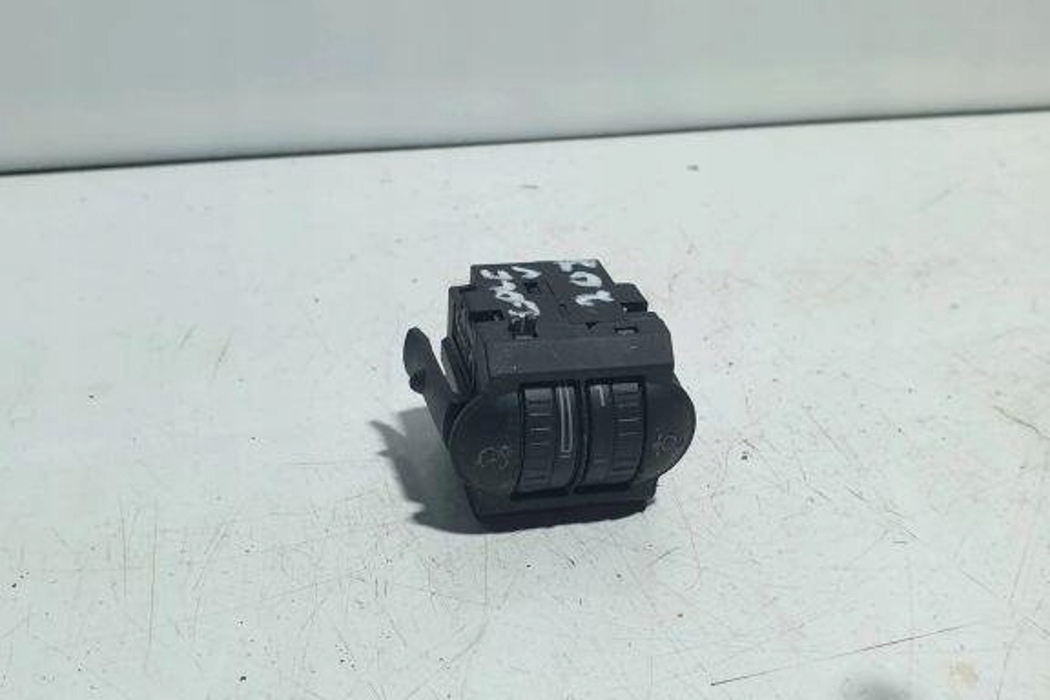 switch switch ASR VOLKSWAGEN BORA PA6GF30