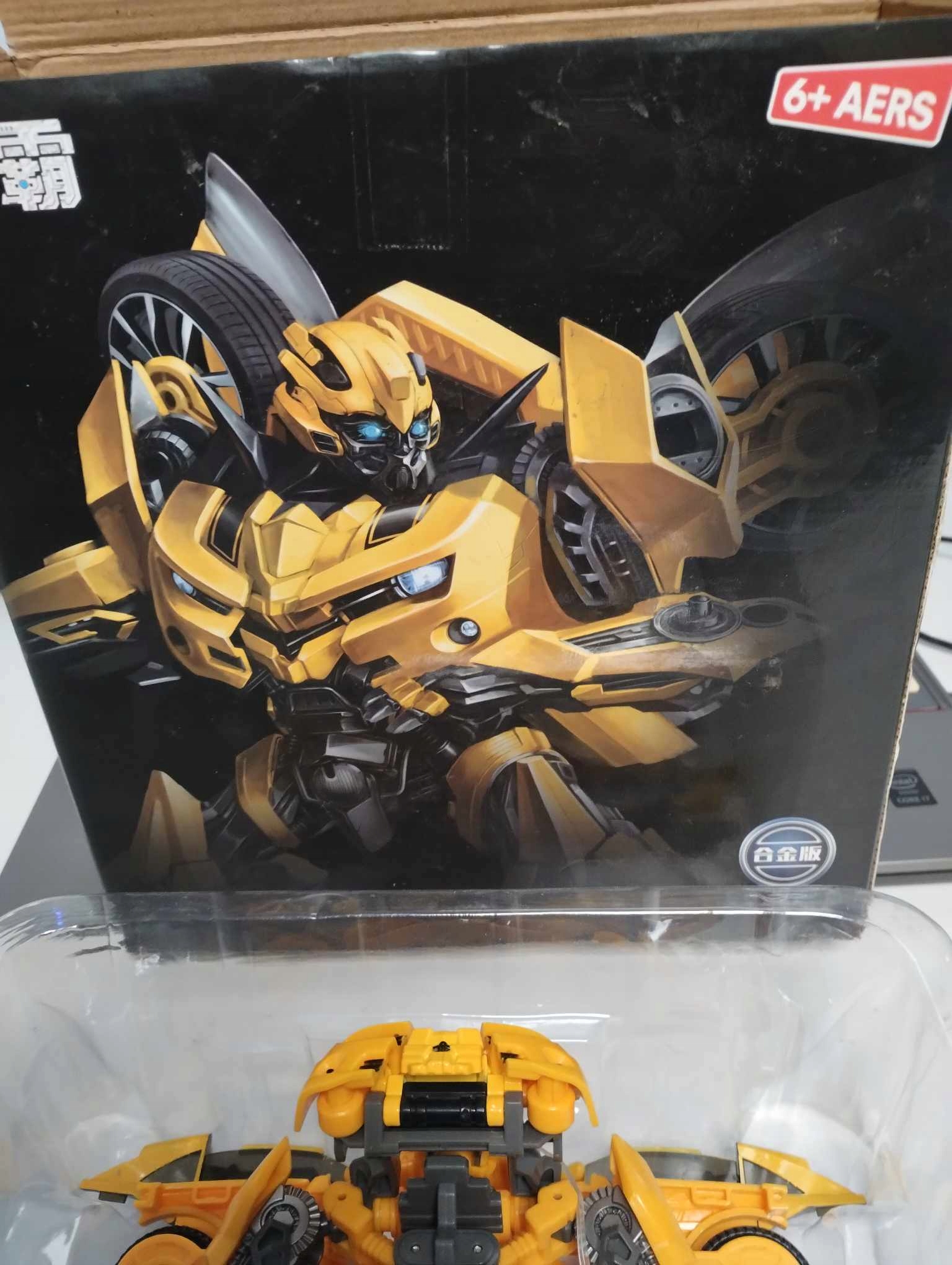 ZABAWKA TRANSFORMERS BUMBLEBEE BUMBLEBEE TRANSFOR AUTO ROBOT AUTOBOT