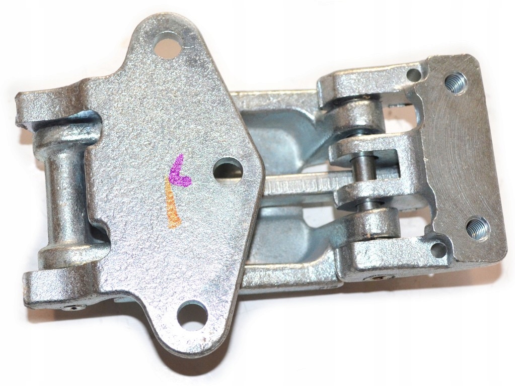 5801528687 - ДВЕРНАЯ ПЕТЛЯ IVECO DAILY 14 > ЗАДНЯЯ L/P КРЕПЛЕНИЕ