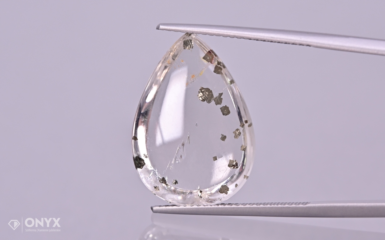 Pyritový křemen konvexní slzná deska 21,5x15 mm