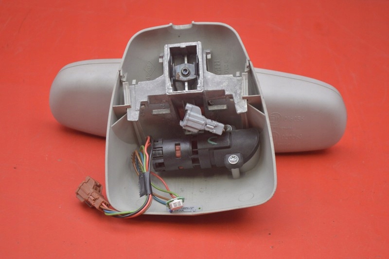 LUSTERKO WEWNĘTRZNE WSTECZNE RENAULT LAGUNA 3 III 08R Numer katalogowy części 016056