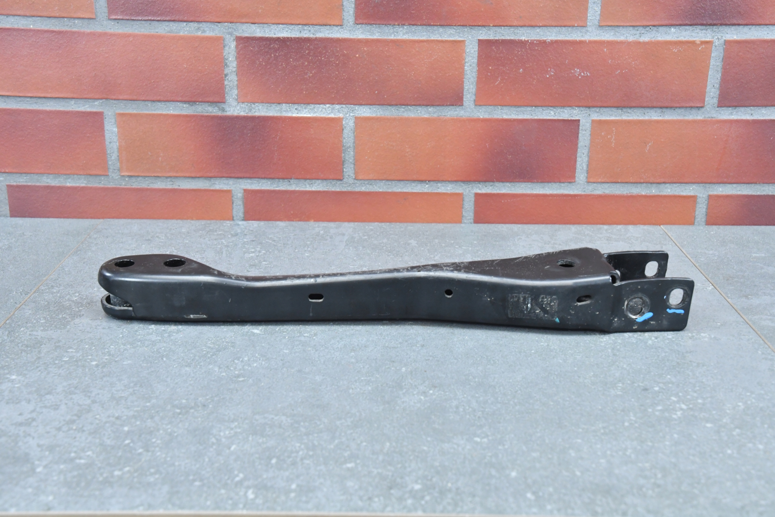 front panel, wall holder console right beam tip BMW iX1 U11 iX2 U10