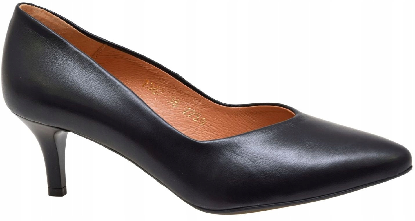 Černé dámské kožené lodičky na nízkém podpatku 6 cm Clasicco 2367 VEL.36