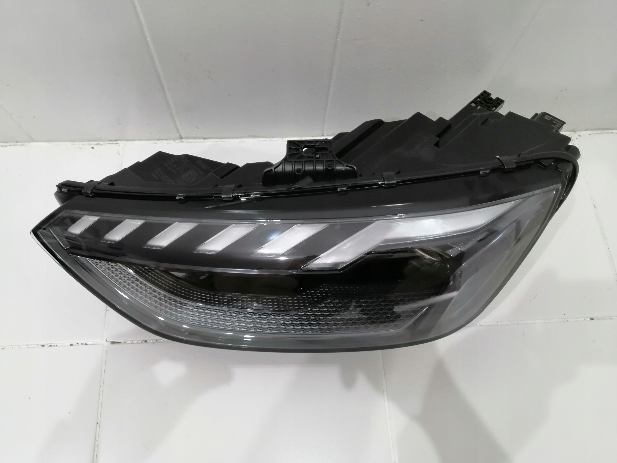 Frontscheinwerfer Audi A4 8W0 8W0941035JL Matrix LED Links Headlight - Thumbnail 3