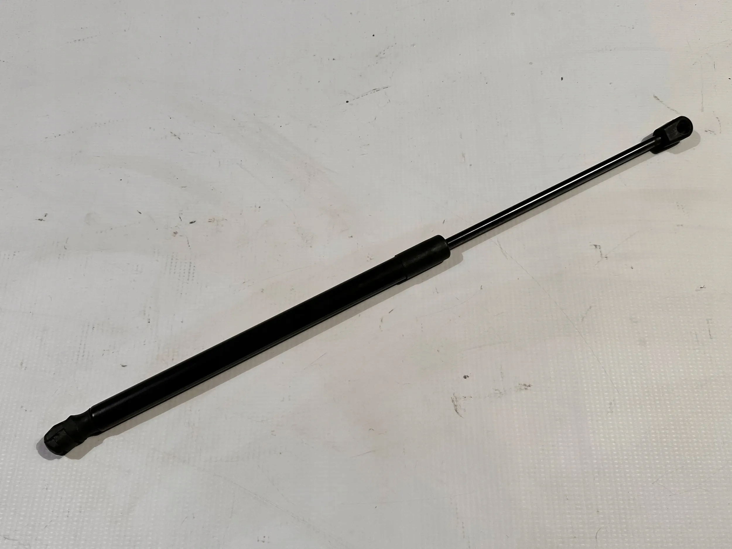 damper silowniki bonnets left right front Chevrolet Camaro 2016+