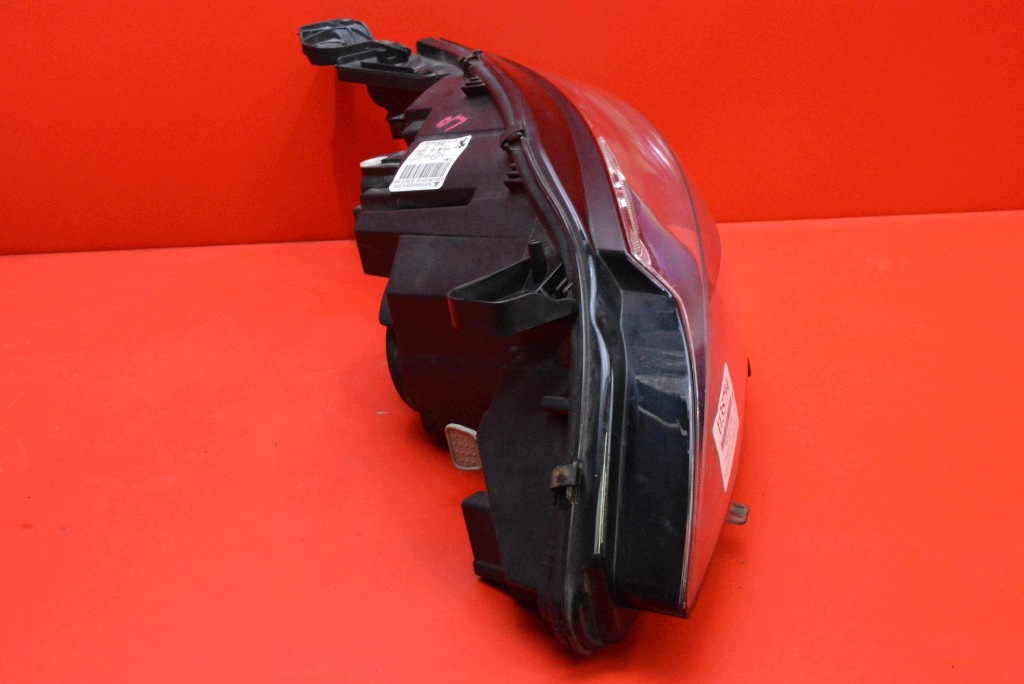 REFLEKTOR left light front EU 9677523080 PEUGEOT 308 2 II T9 13-17