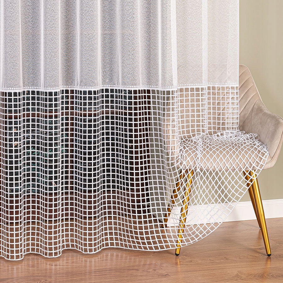 Mg Záclona 81773 Enzo biela so širokou Gipiurou Biela 400x250 s páskou