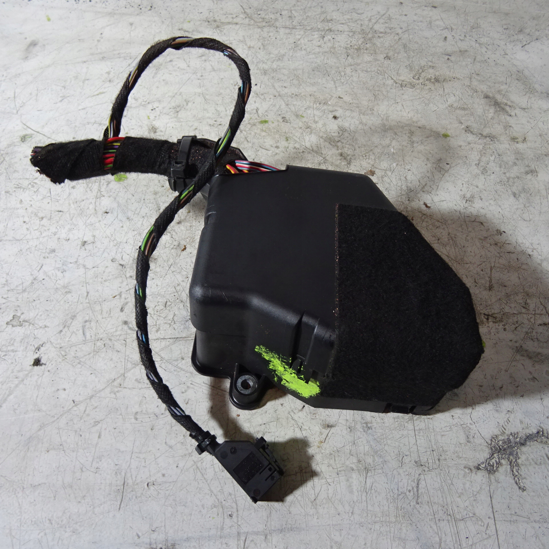AUDI A8 D3 3.0TDI Module fusibles