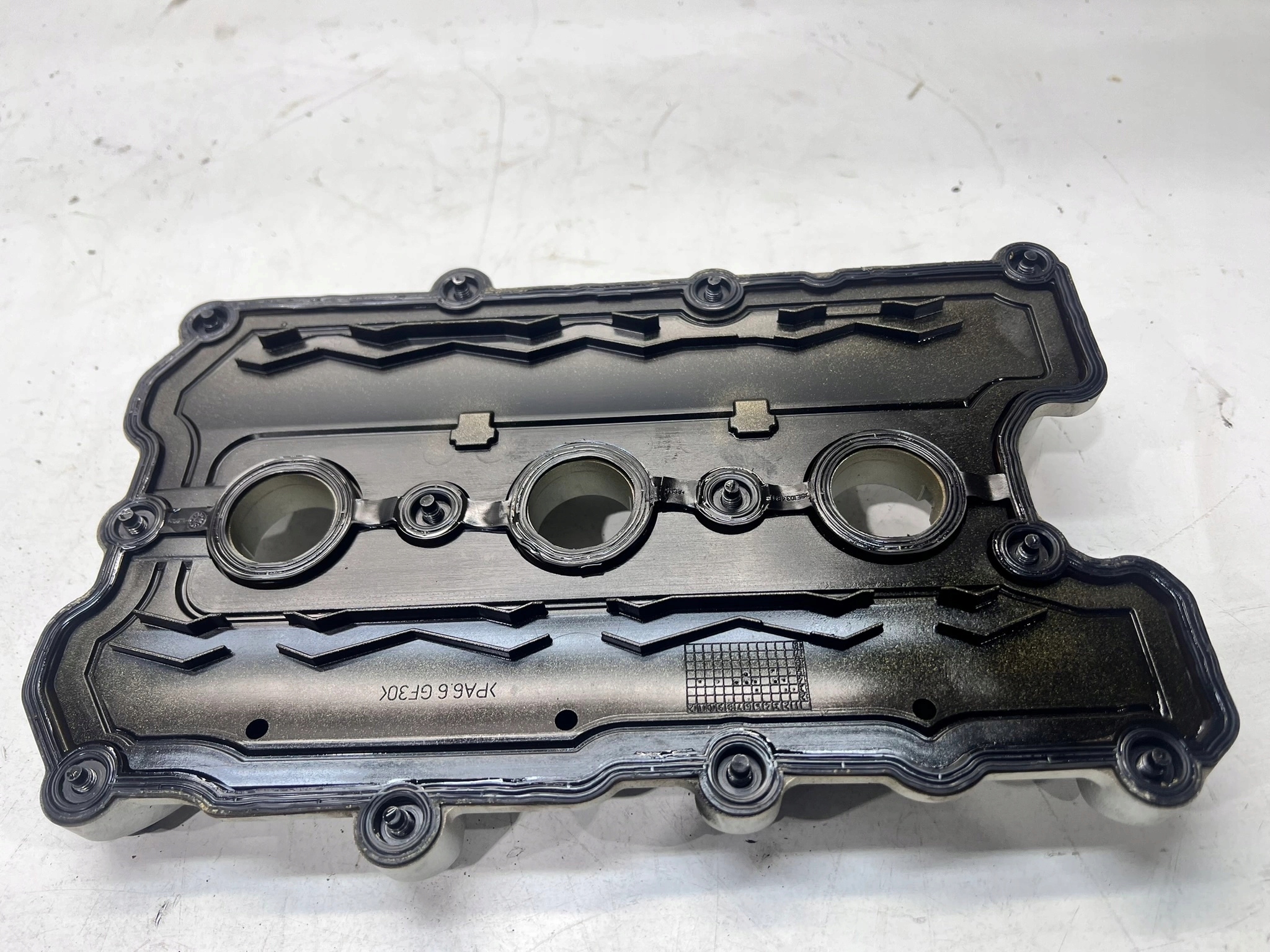 Abdeckung der Ventile rechts AUDI A6 C7 A7 Q7 3.0 TFSI 06E103472Q