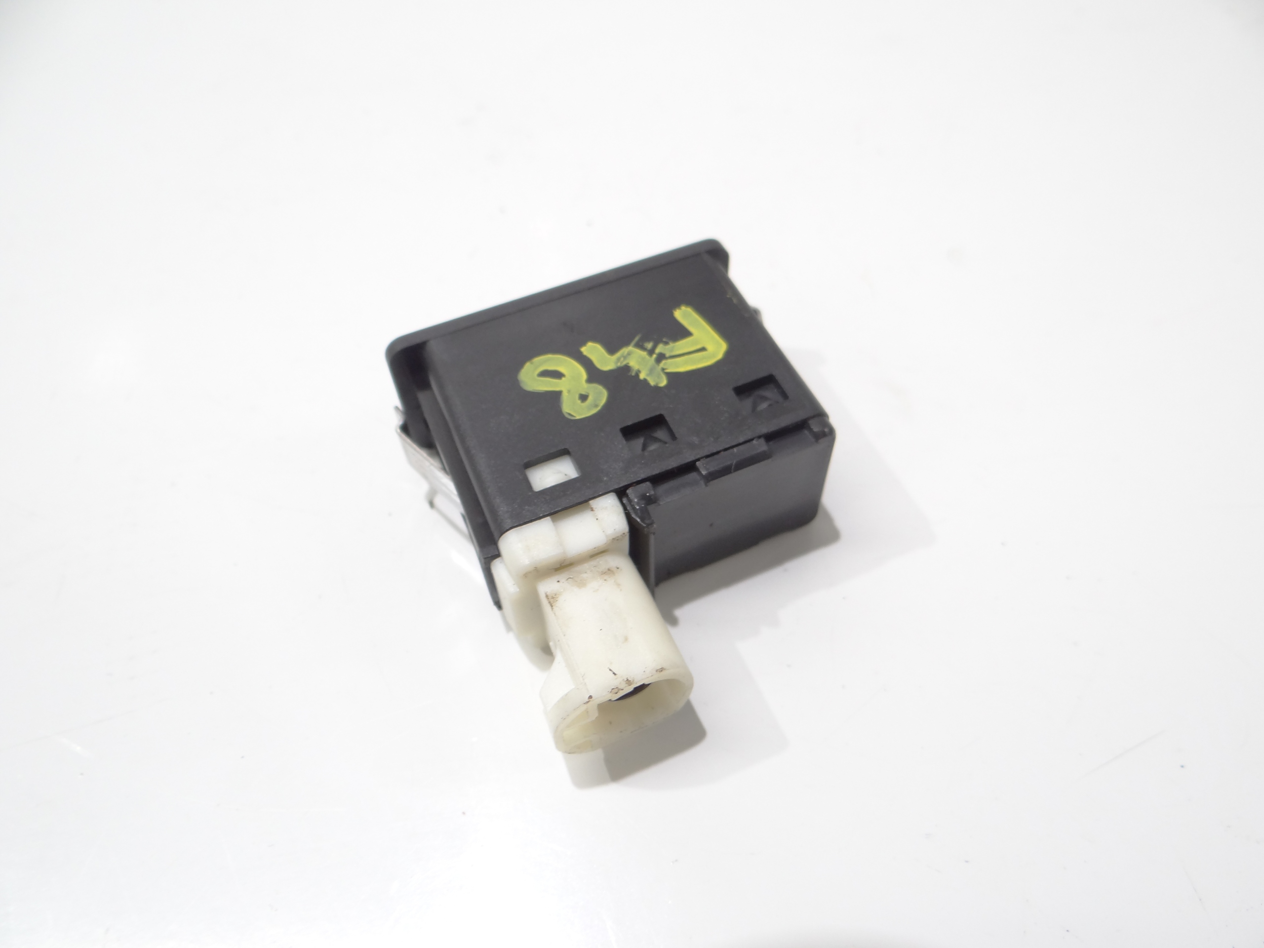 adapter USB BMW X1 F48 6820397