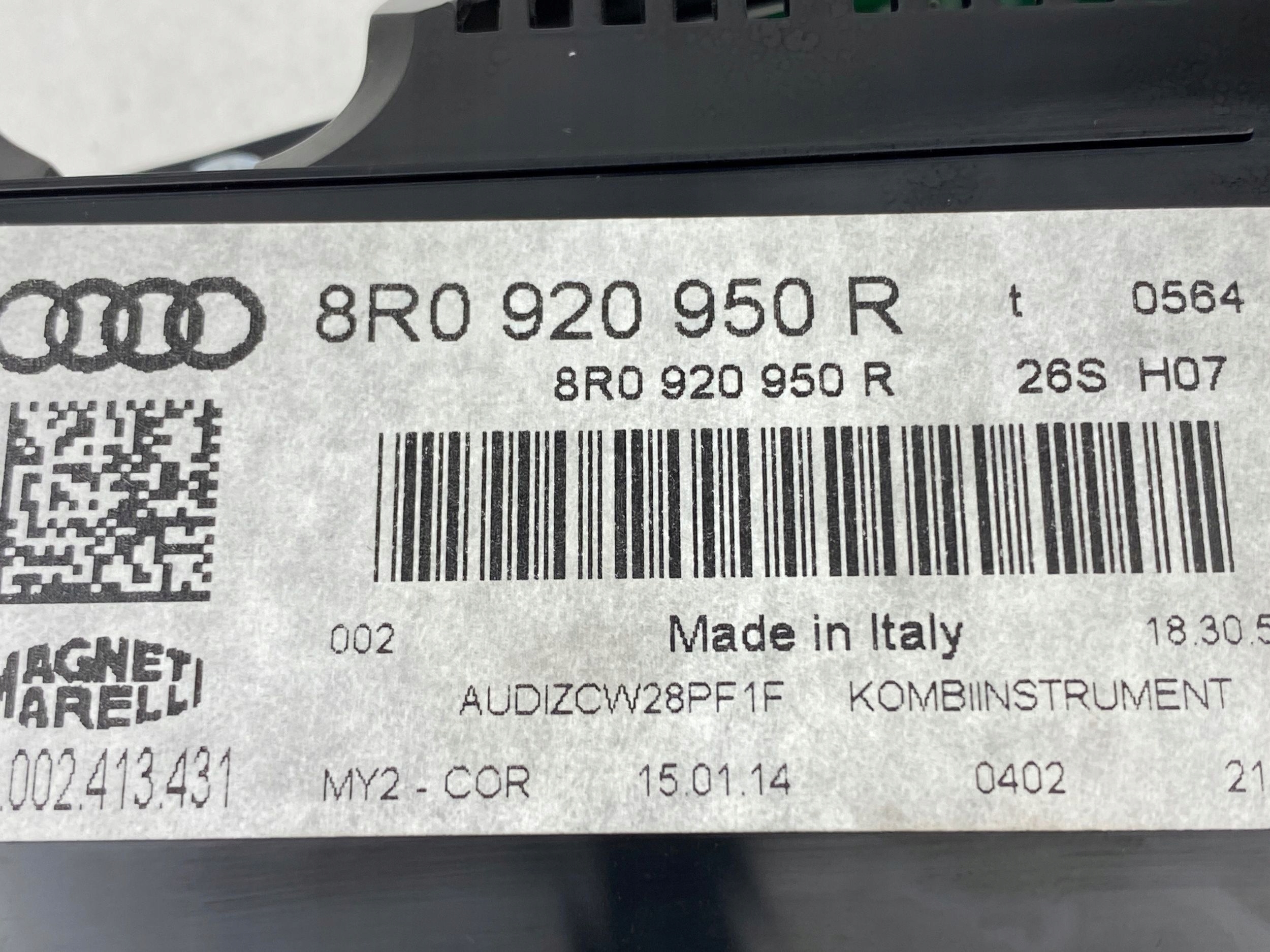 2014 Audi Q5 SQ5 спидометр / 8R0920950R