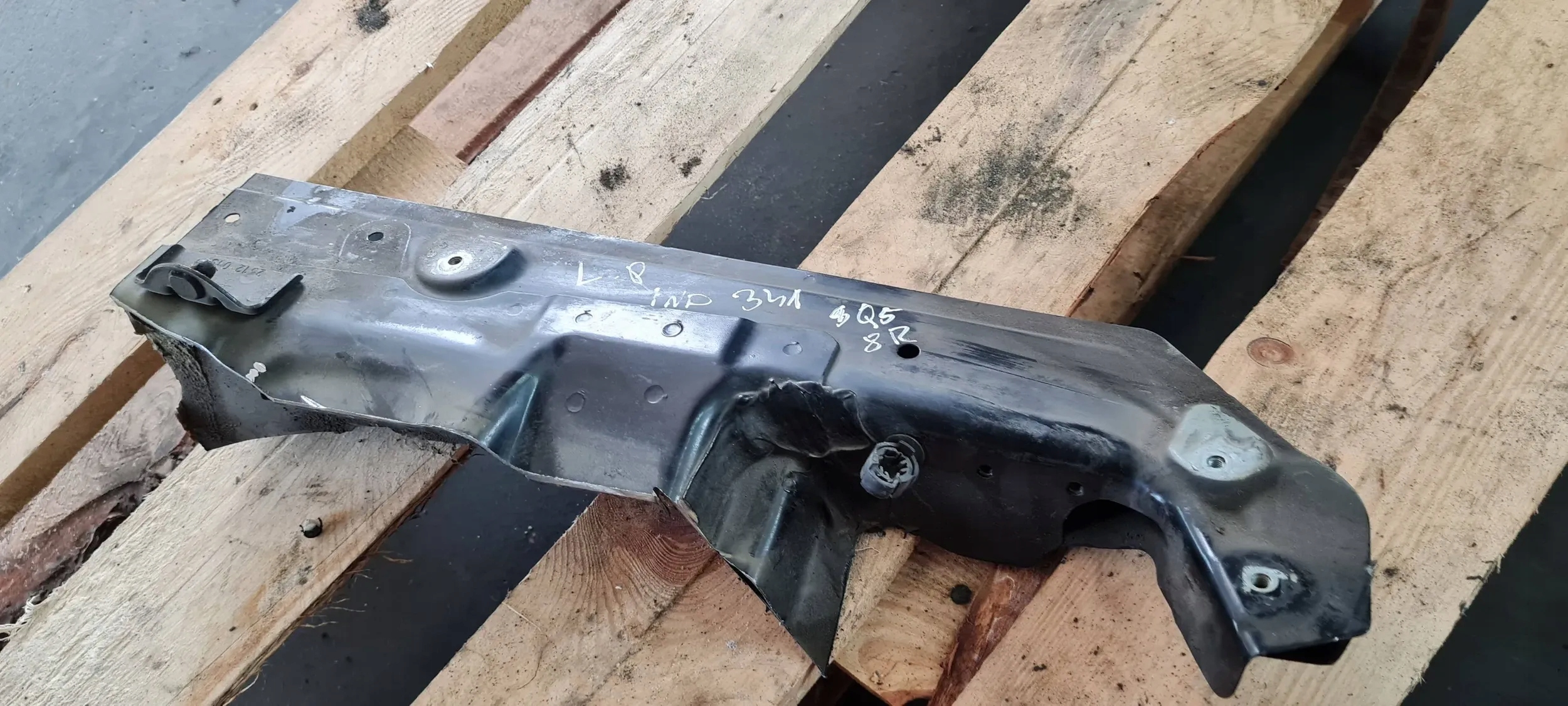 Q5r Sq5 ФАРТУХ ЛОНЖЕРОН НОСИК ЛІВИЙ ЛІВА ПЕРЕД Lz9y