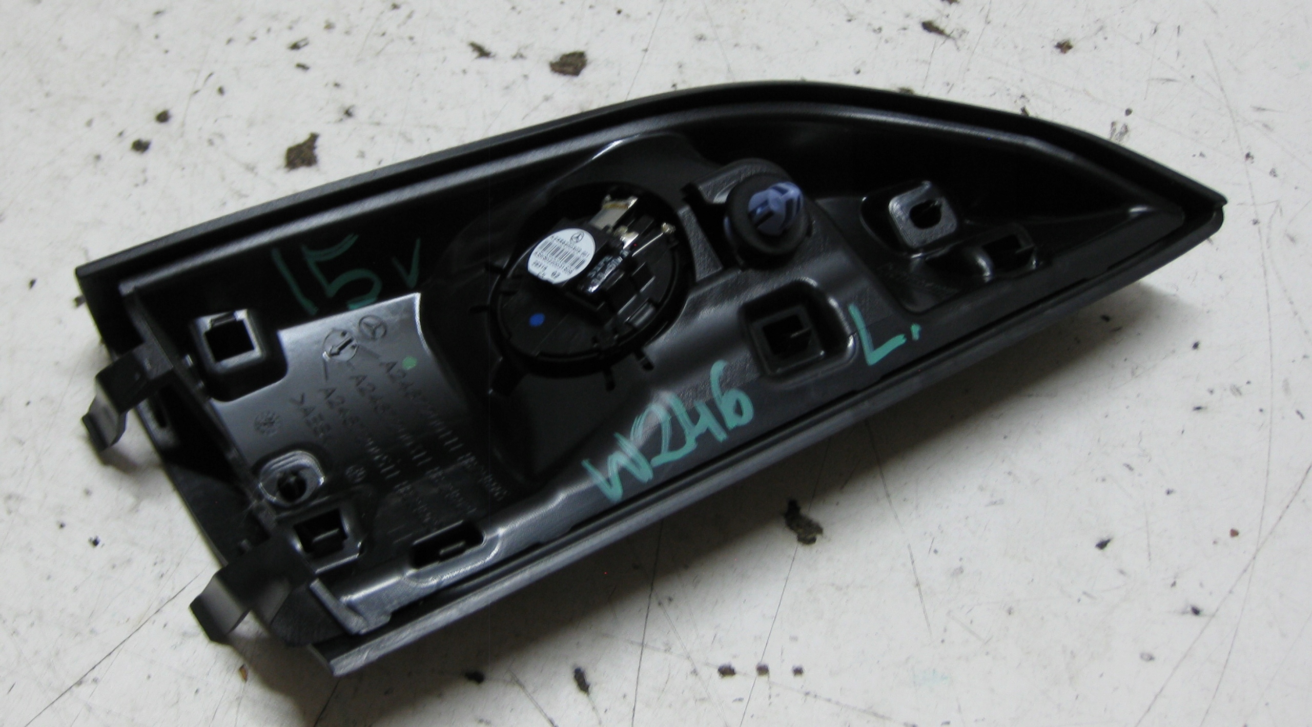 MERCEDES W246 2.2 CDI 14R speaker door left right front KPL