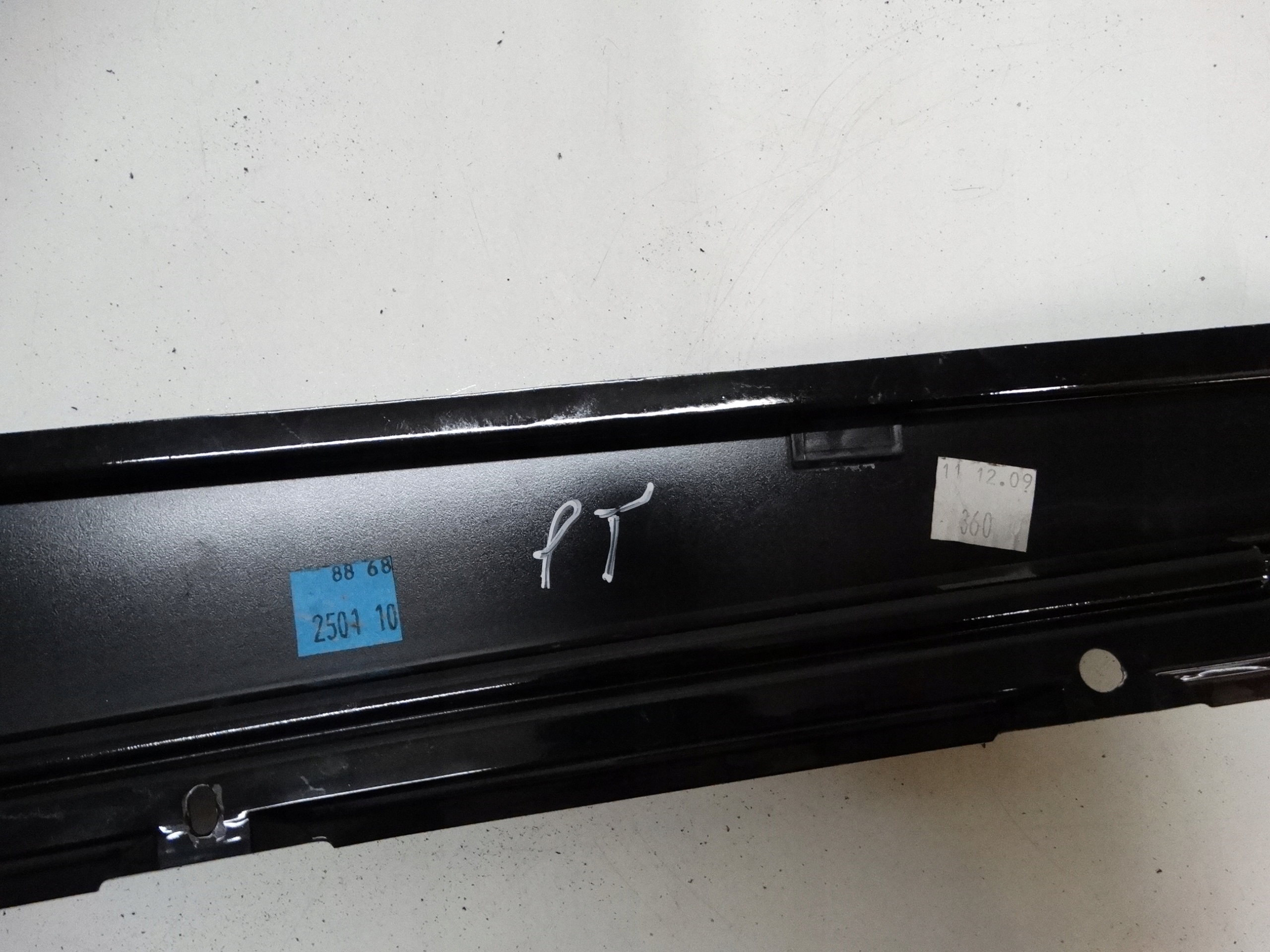 moulding pillar door right rear part RENAULT LAGUNA III