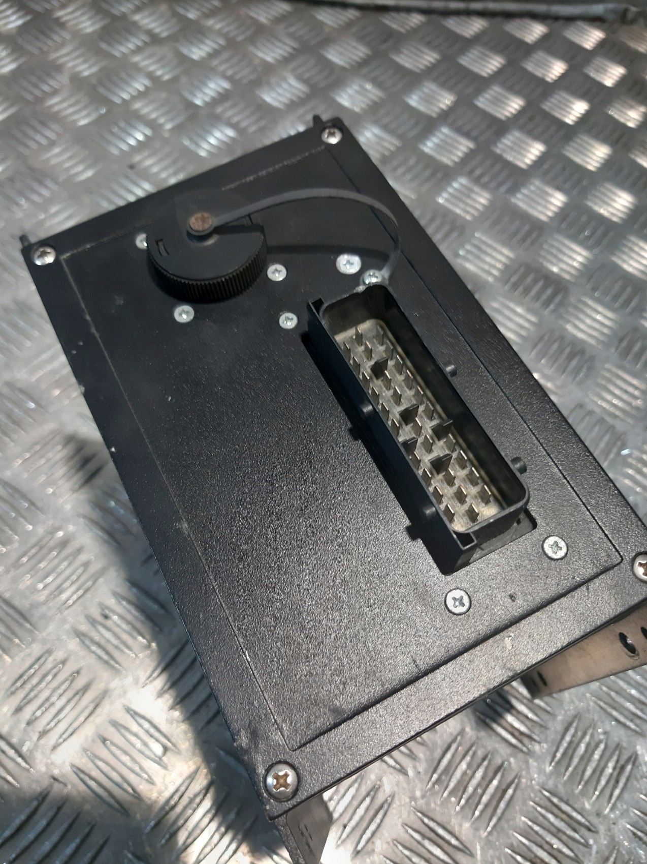 Volvo 70303551 Jednostka sterujaca electrical ECU DGS1 control unit HUBNER