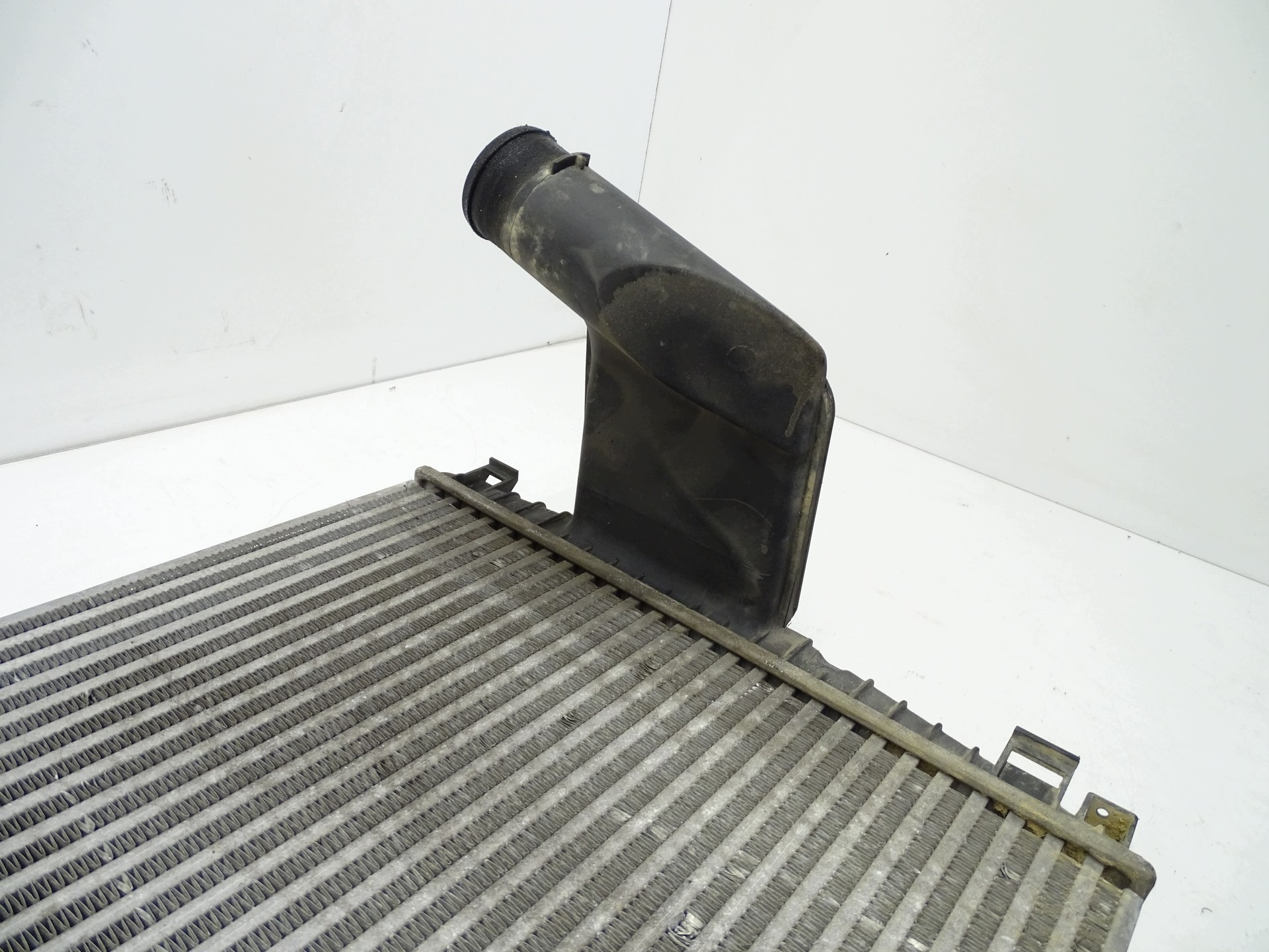 Kühler luft INTERCOOLER JAGUAR XJ X351 AW93-9L440-AA