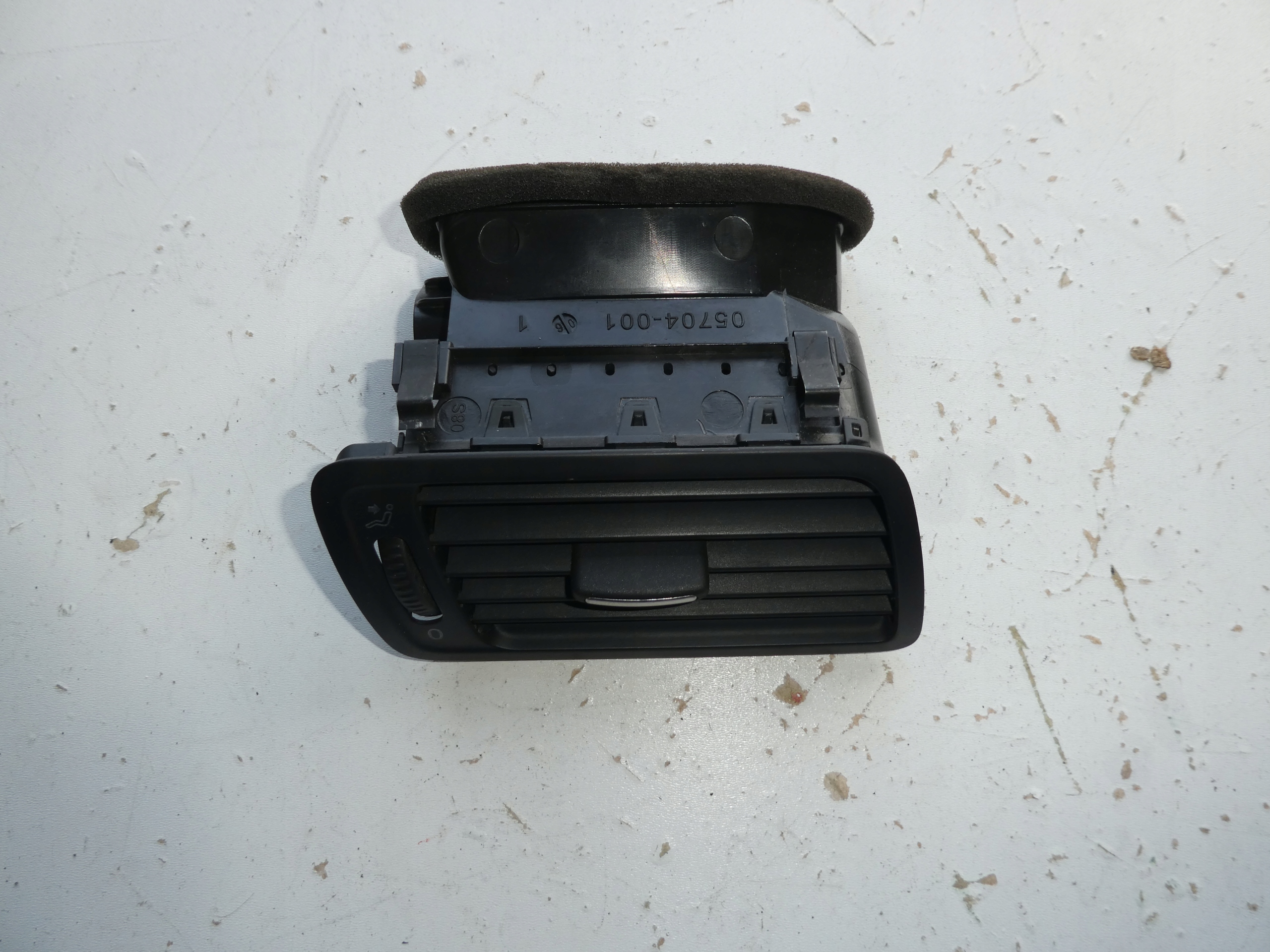 grid air conditioning devices consoles 3C1819702E VW PASSAT B6 right