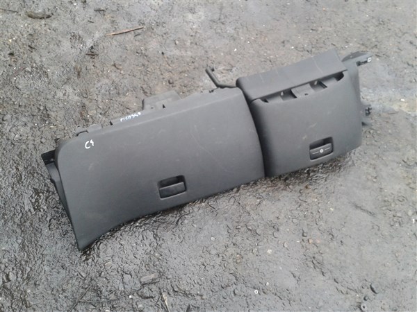 Пассажирский отсек панели CITROEN C4 PICASSO и