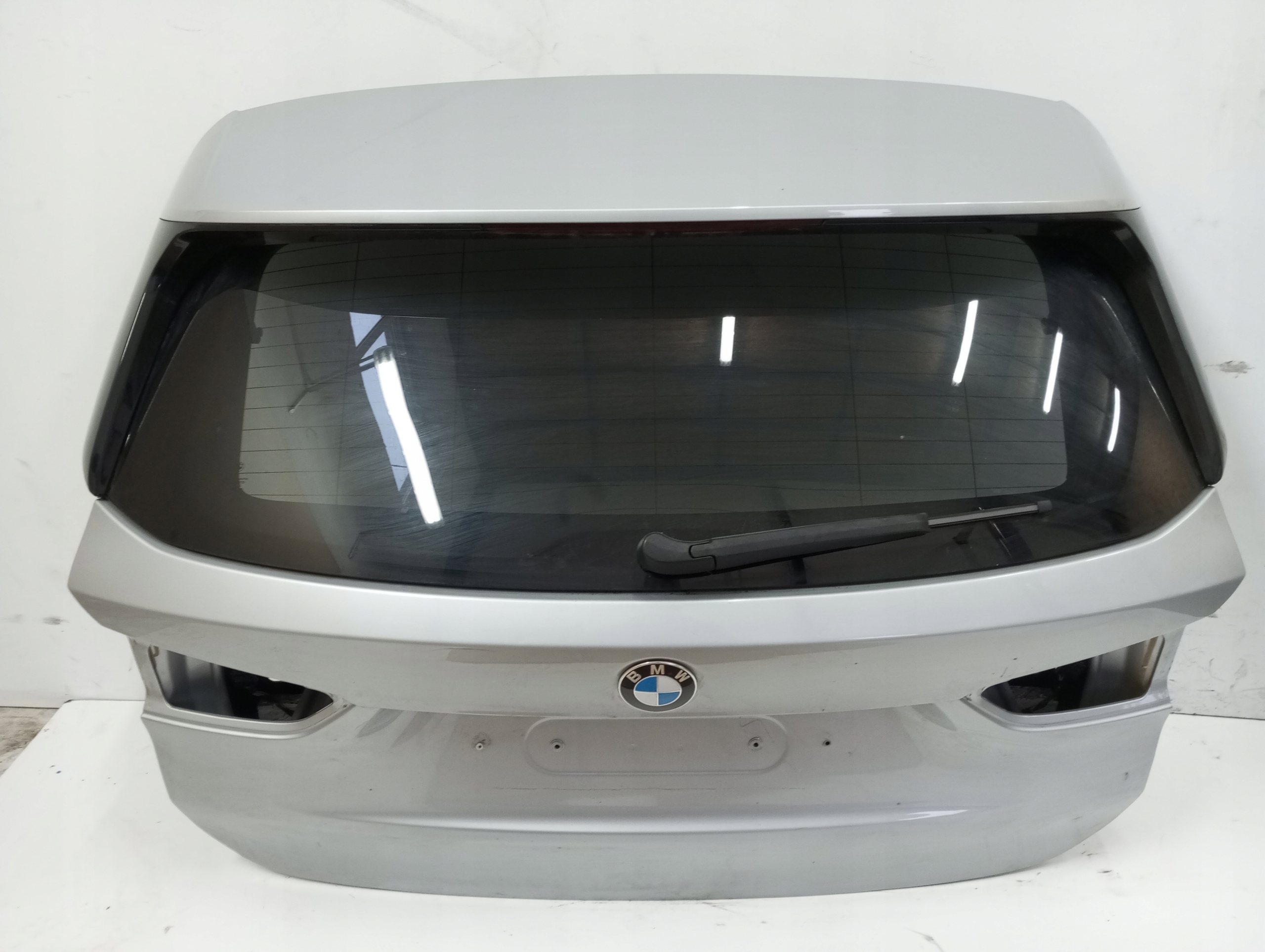 boot doors BMW X1 F48 M PAKIET 17R