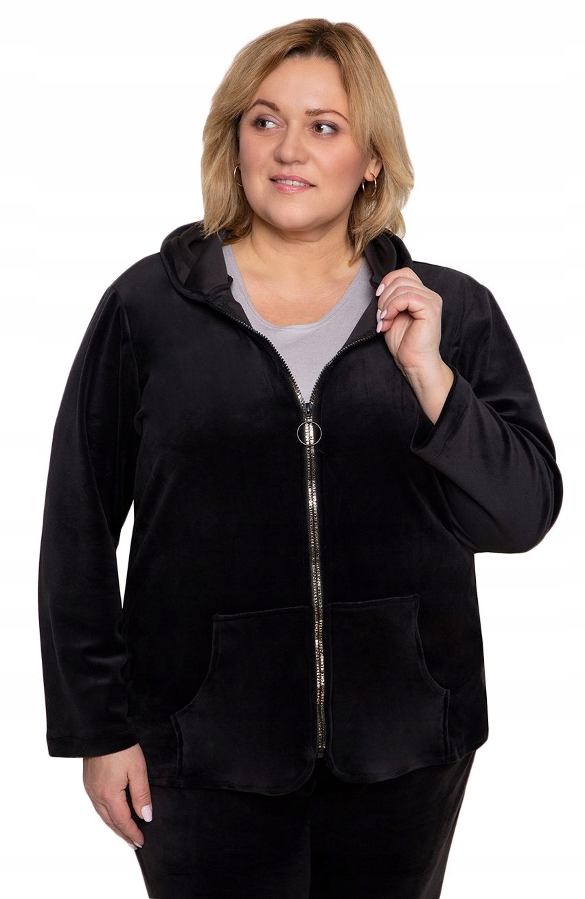 Velurový teplákovka v černé barvě 48