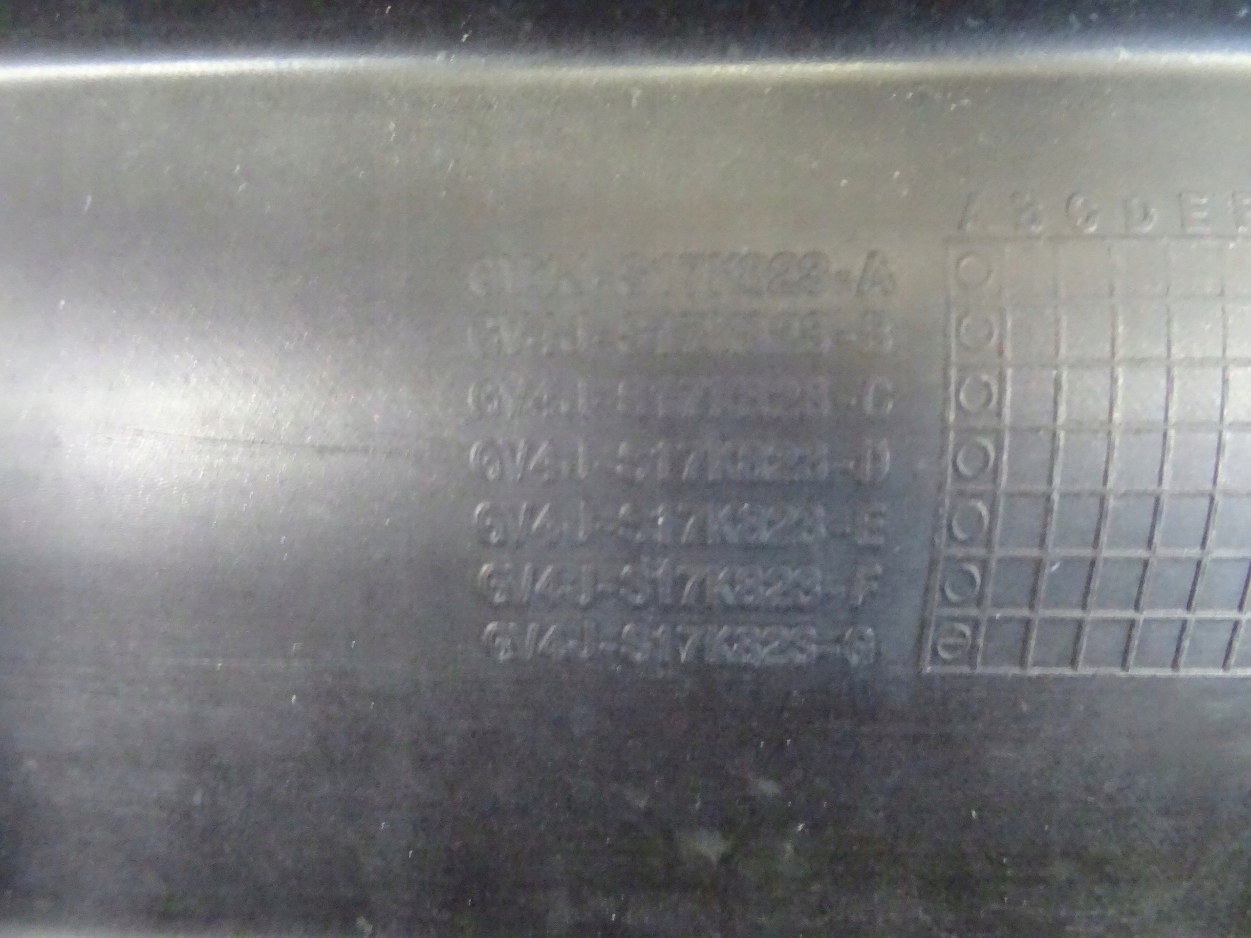 Ford Kuga MK2 TITANIUM ST LIFT bumper rear part