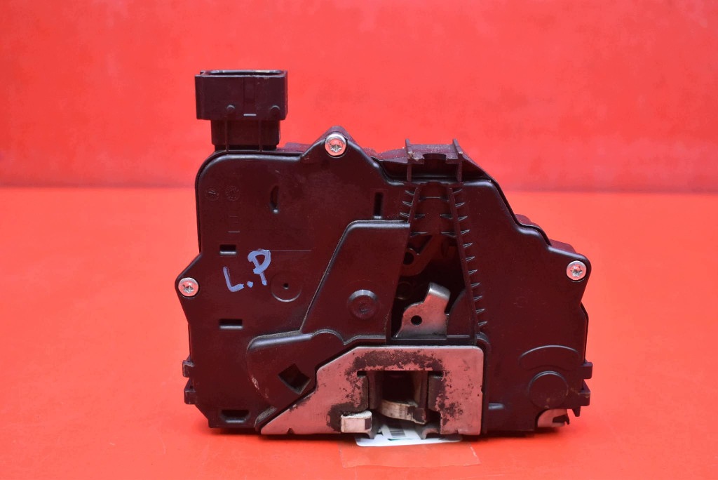 lock door left front front EU 13431841NH OPEL CORSA E 5D HB 14-20