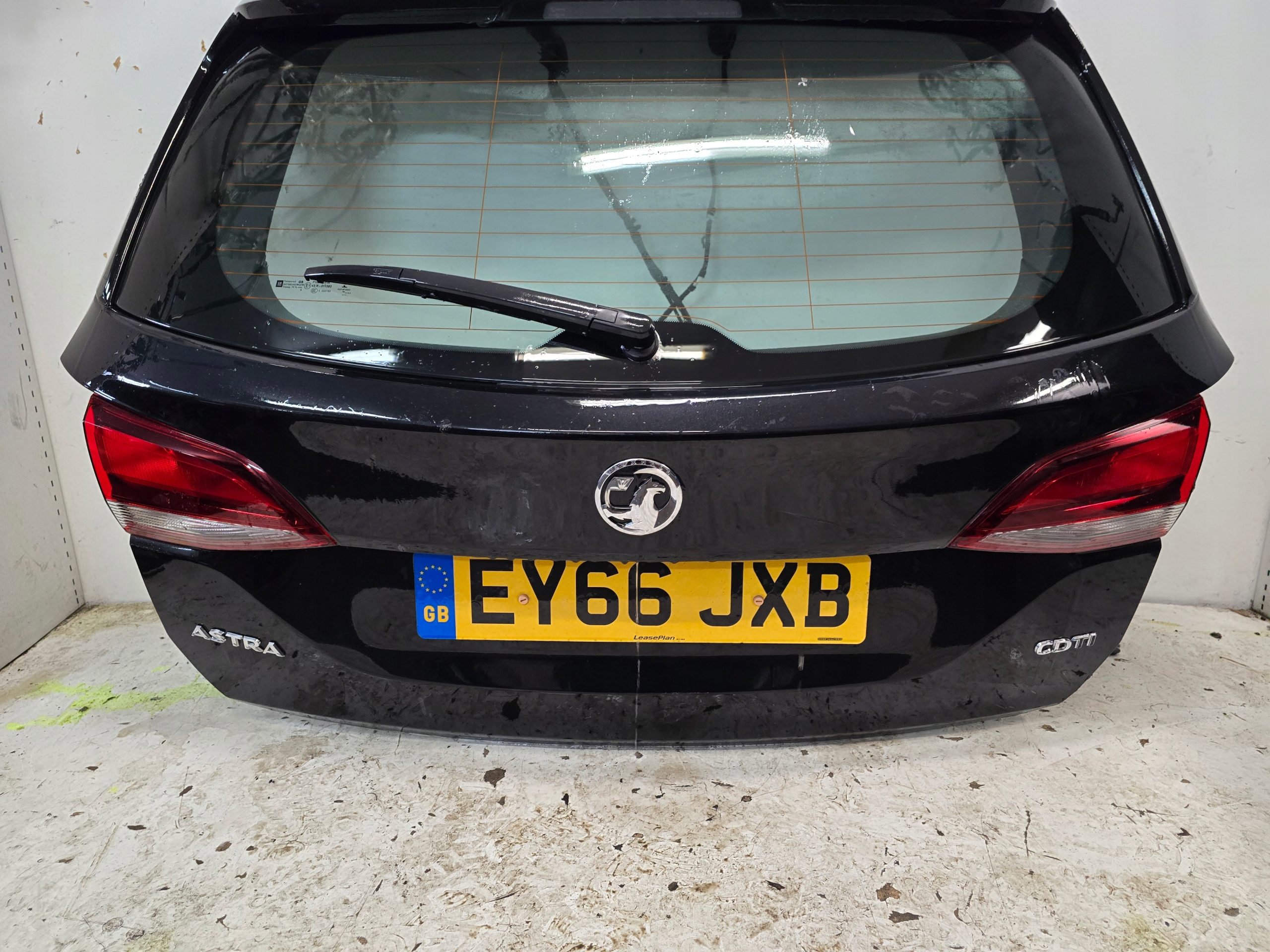 OPEL ASTRA K KOMBI trunk door boot Z22C