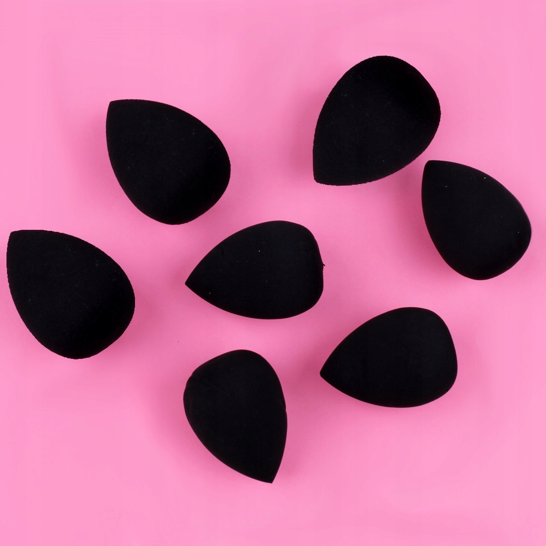 GĄBECZKA DO MAKIJAŻU BLENDER MAKE UP GĄBKA CZARNA Marka Beautiona