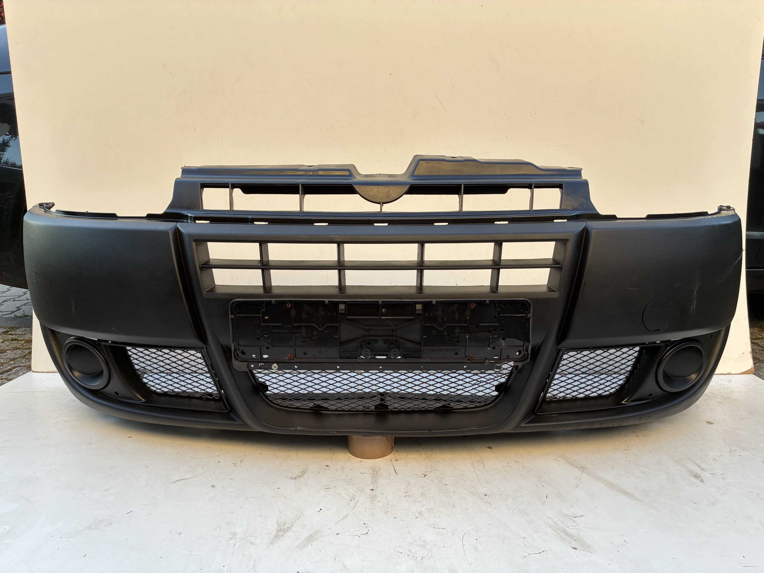 bumper front front Fiat Doblo and Lift 06-10r. ==OEM== Eu