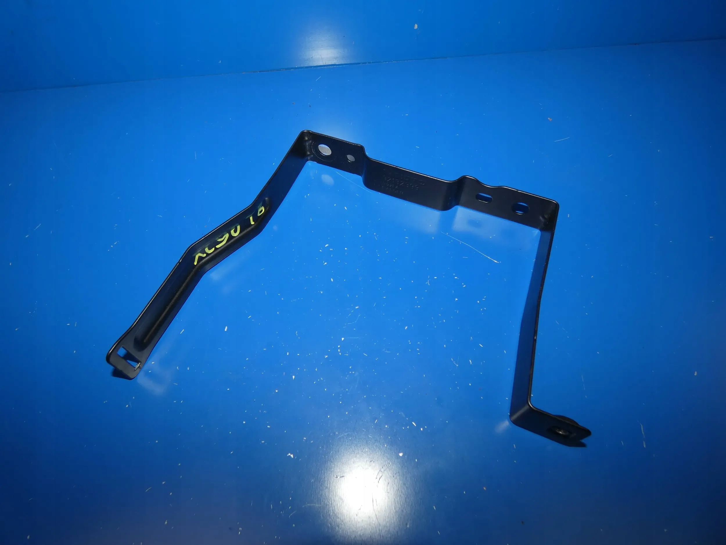 VOLVO XC90 II XC60 II HALTER HALTER AKUMULATORA