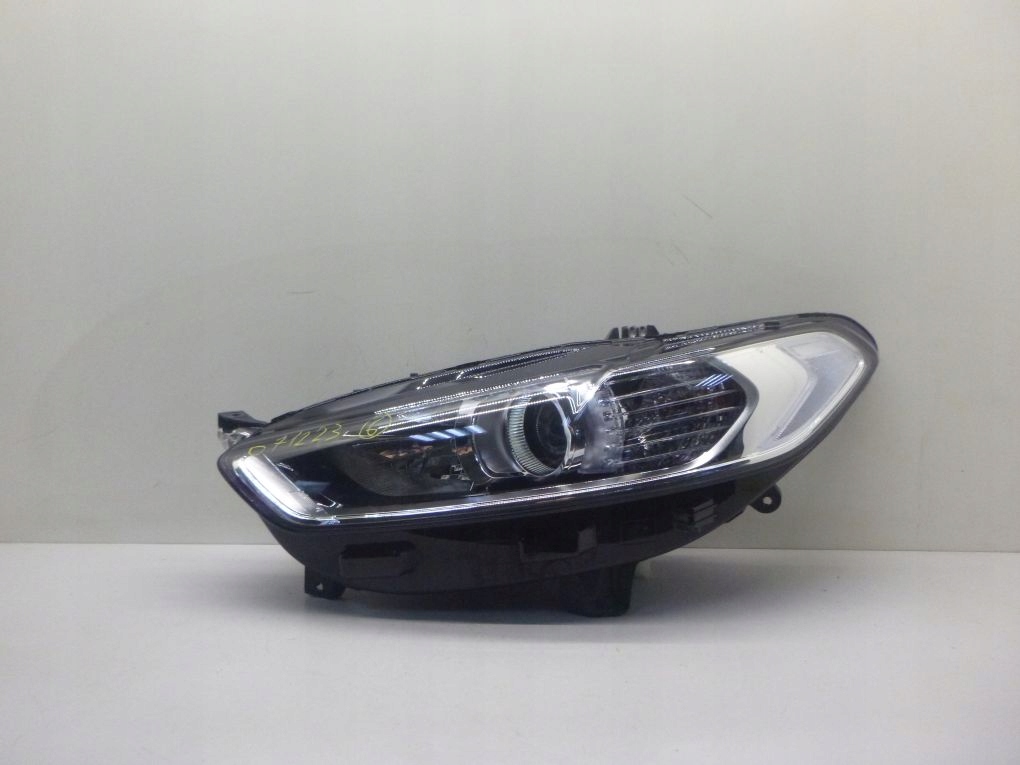 FORD MONDEO MK5 5 V LIFT 19- light front right