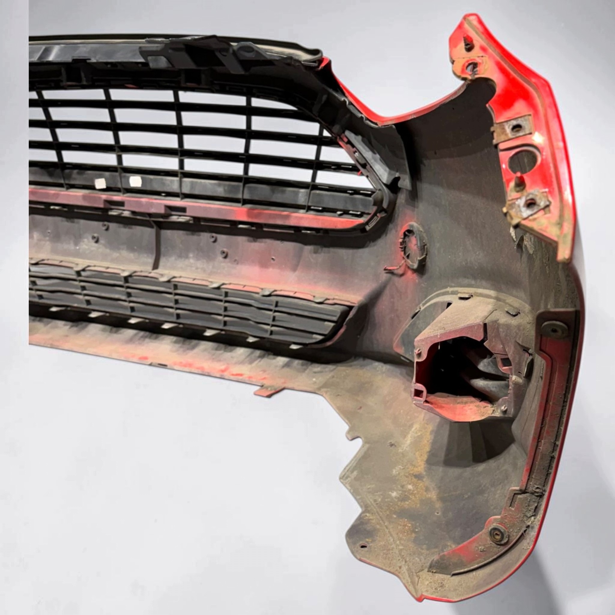 front bumper FORD FIESTA VII MK7 2008-2012 complete COLORADO RED