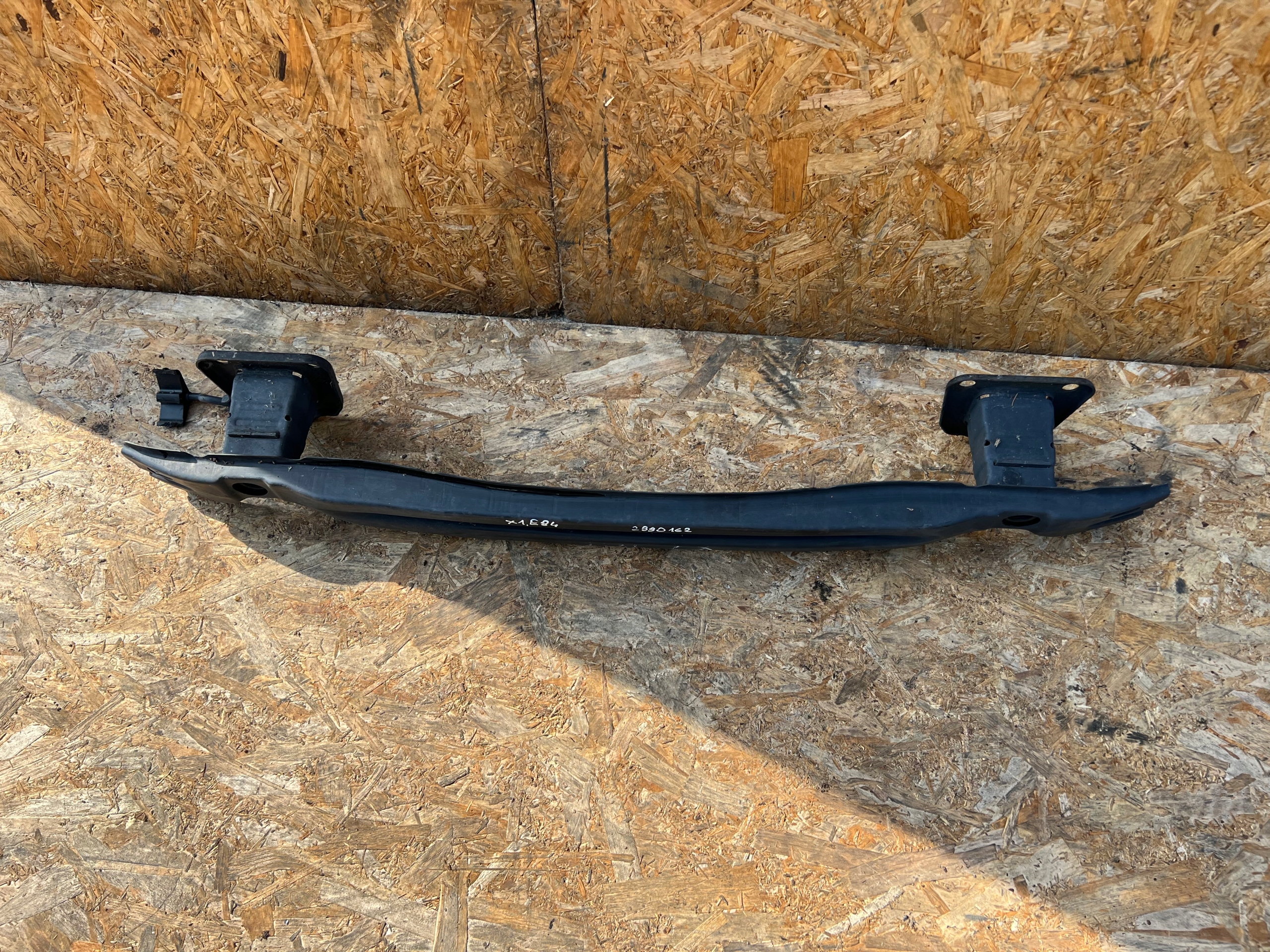 träger unter Stoßstange heck BMW X1 E84